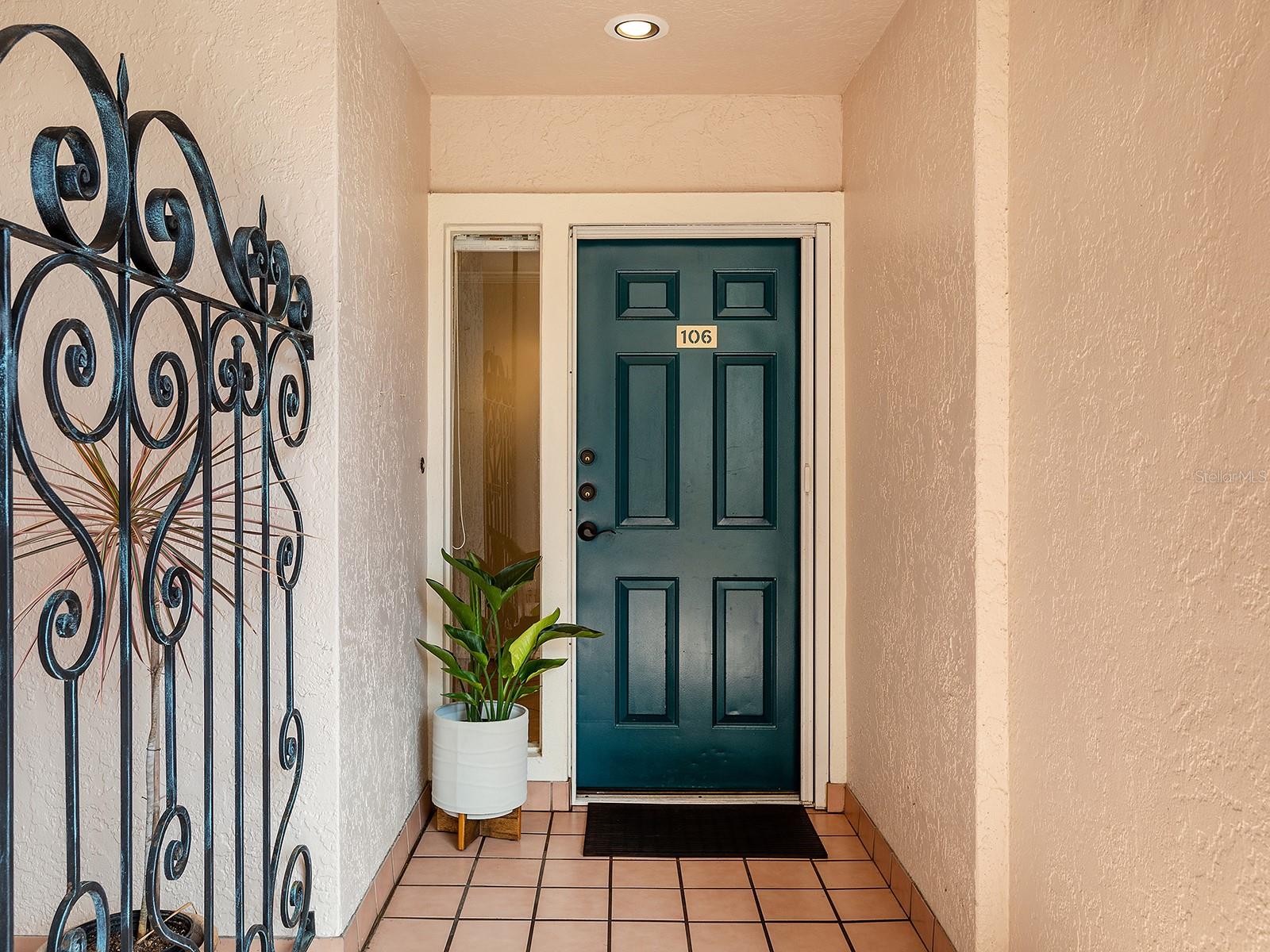 5420 EAGLES POINT CIR #106, SARASOTA, FL — photo 4