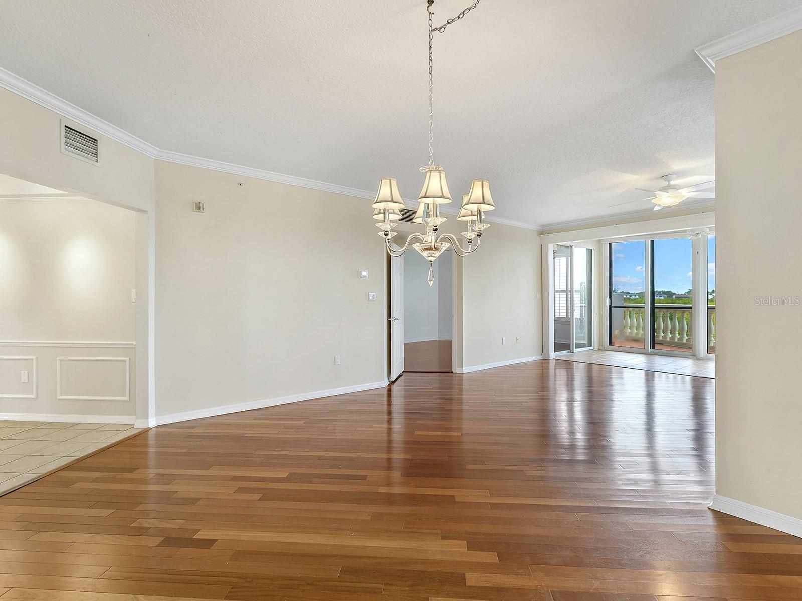 5420 EAGLES POINT CIR #106, SARASOTA, FL — photo 9