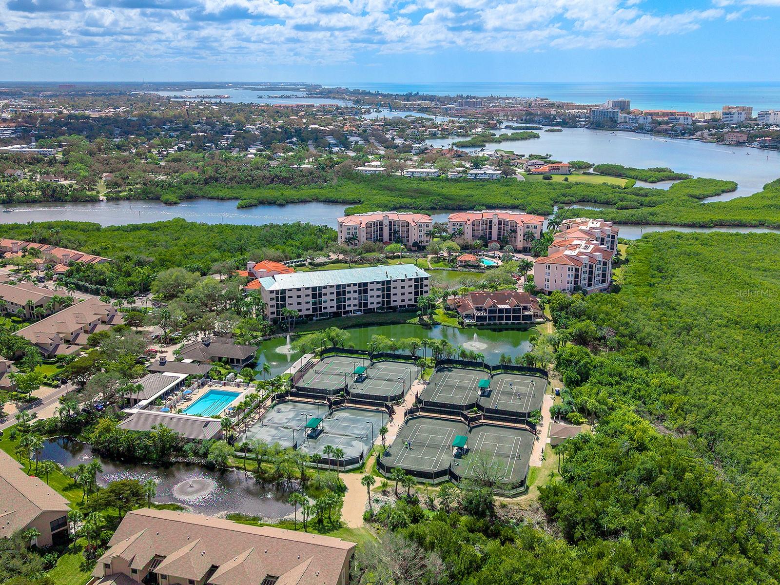 5420 EAGLES POINT CIR #106, SARASOTA, FL — photo 46