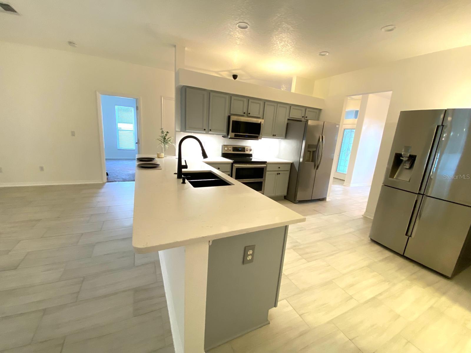 3837 FALLSCREST CIR, CLERMONT, FL — photo 12