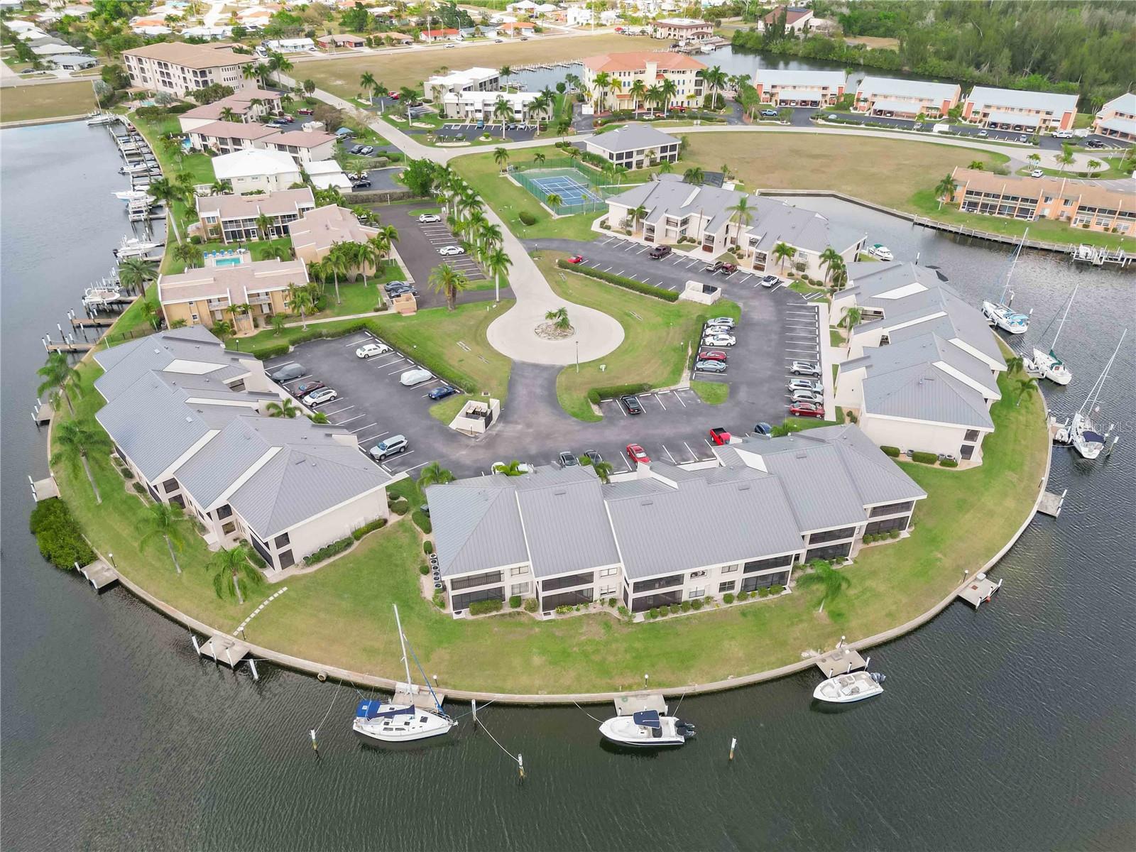 3256 WHITE IBIS CT #324, PUNTA GORDA, FL — photo 2