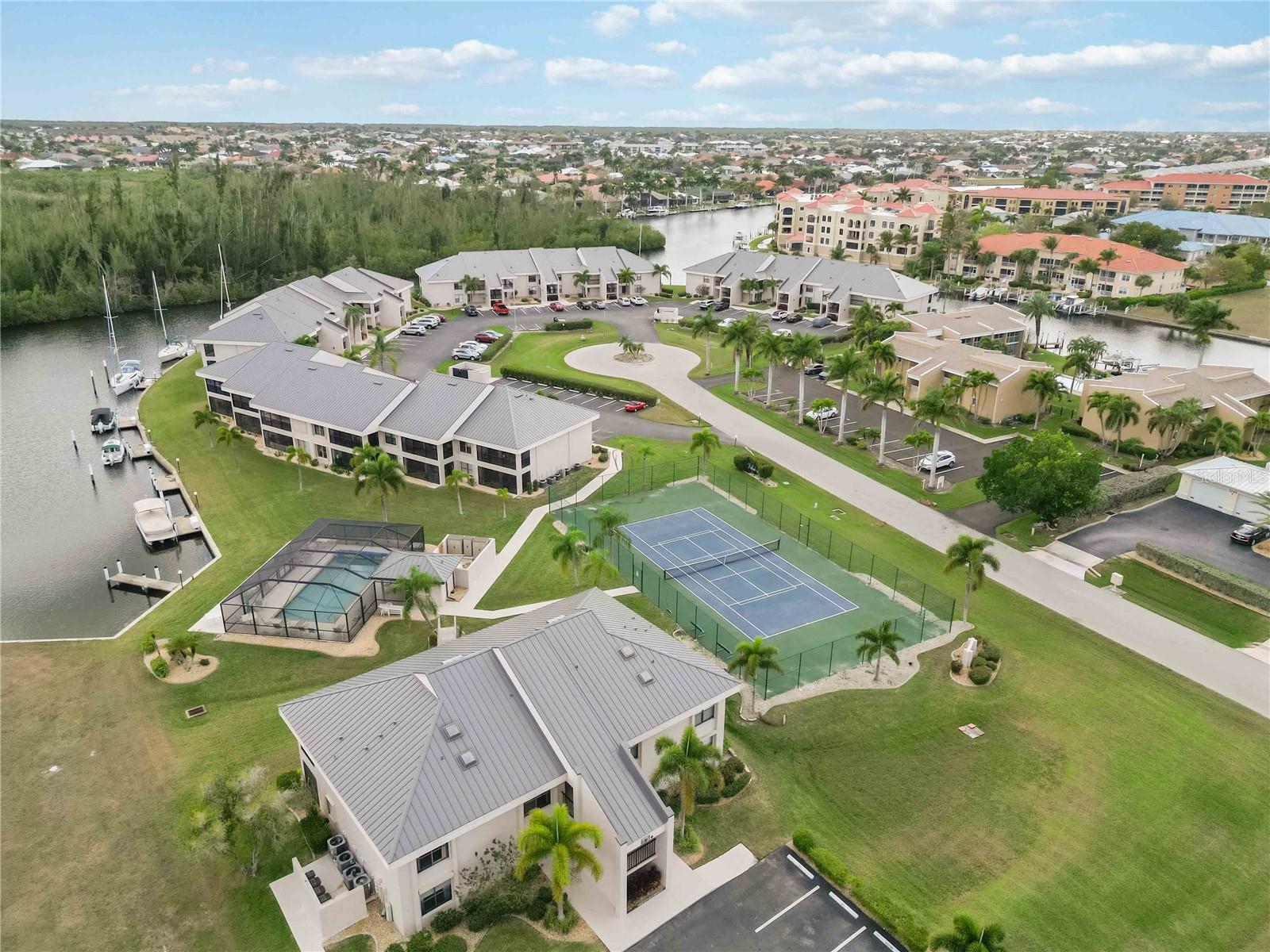 3256 WHITE IBIS CT #324, PUNTA GORDA, FL — photo 40