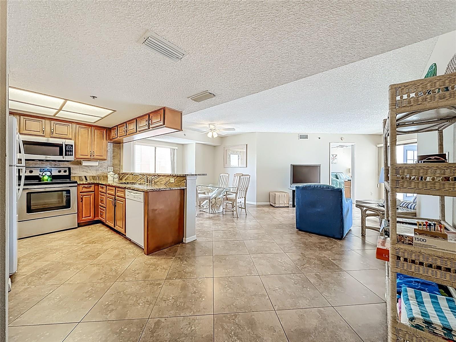 18450 GULF BLVD #401, INDIAN SHORES, FL — photo 4