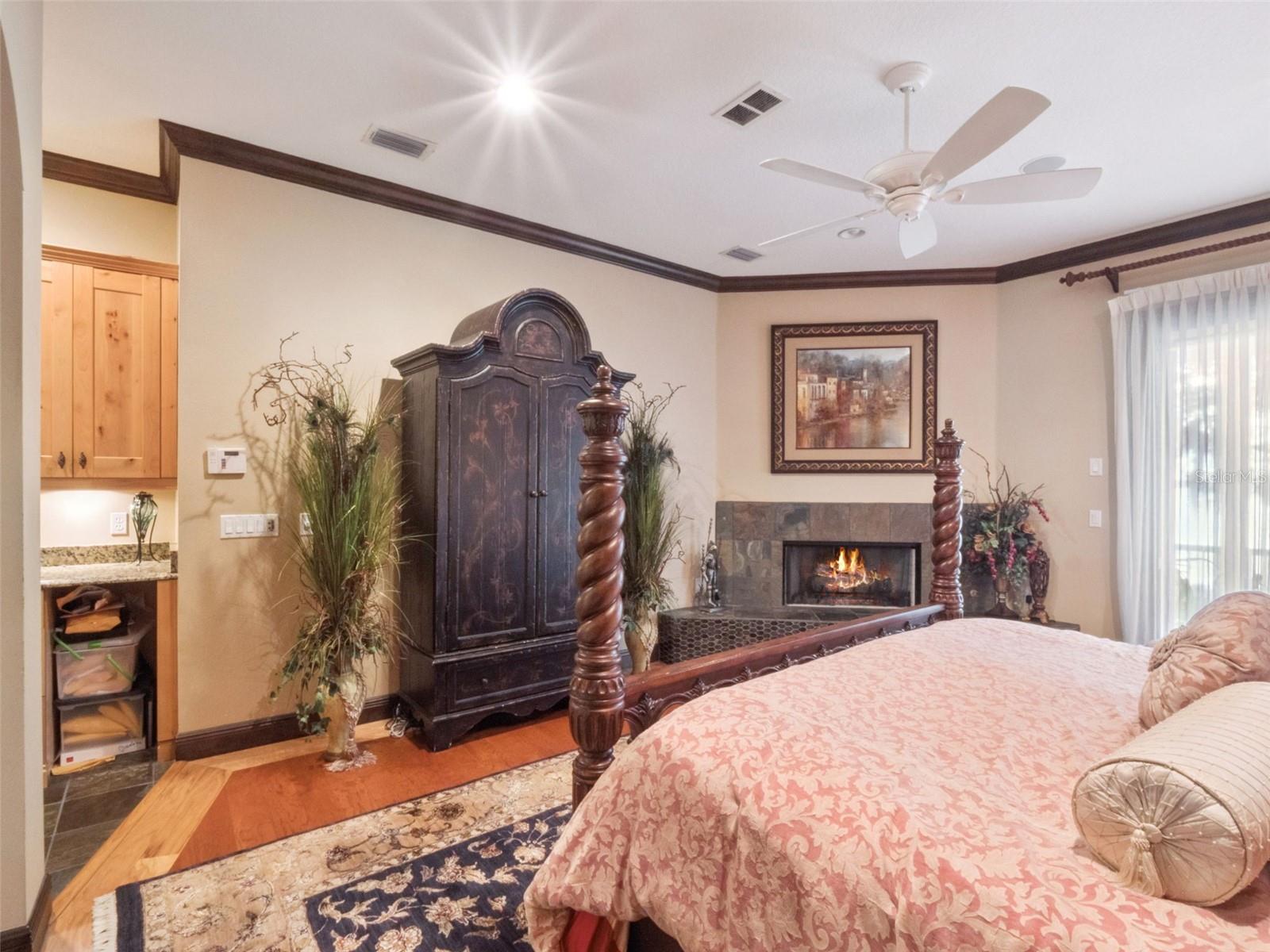 1490 LAKESHORE DR, MOUNT DORA, FL — photo 40