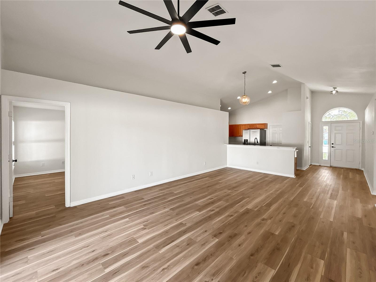 4169 WALTHAM FOREST DR, TAVARES, FL — photo 10