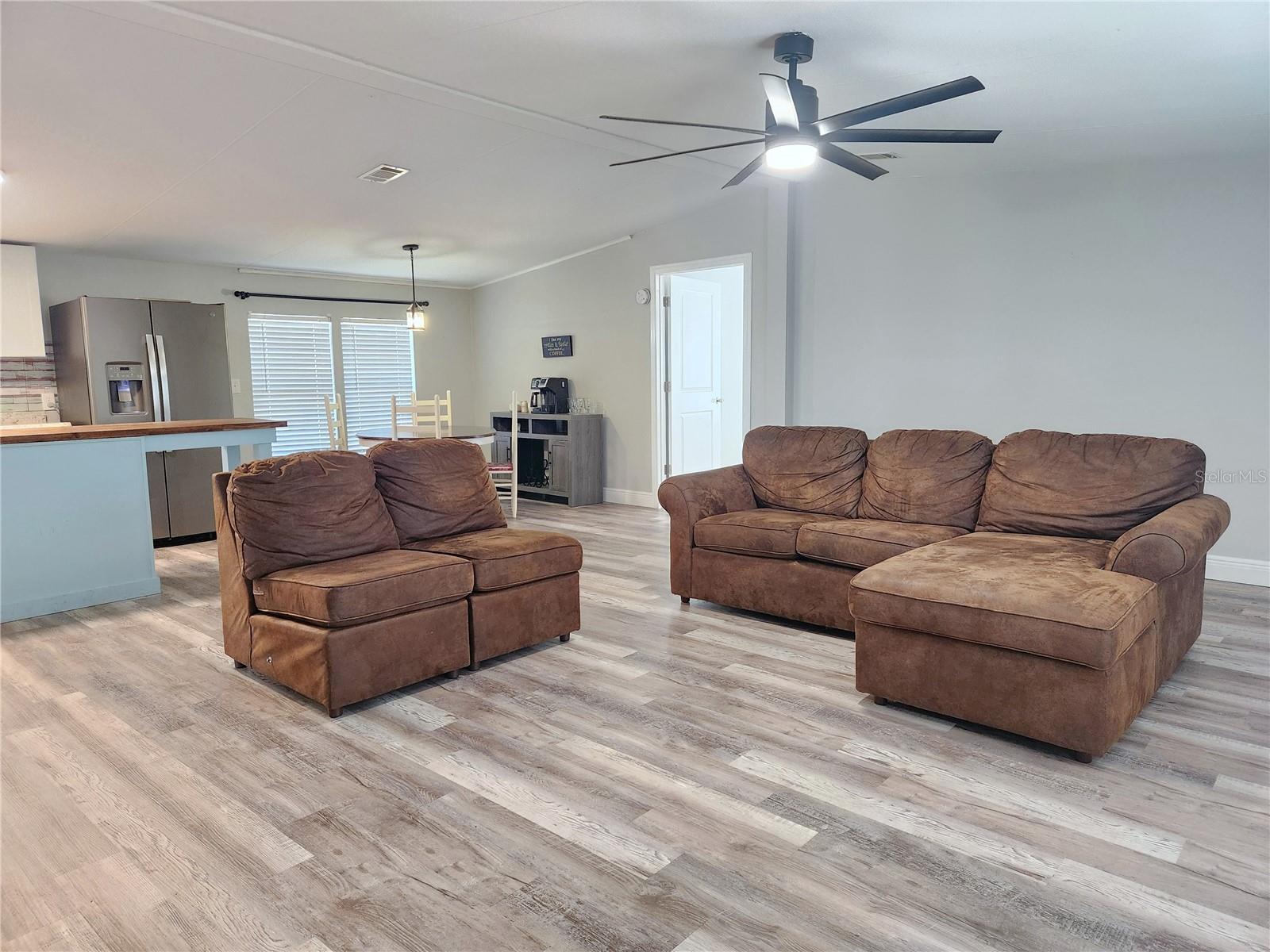 10915 NE 222ND ST, FORT MC COY, FL — photo 3