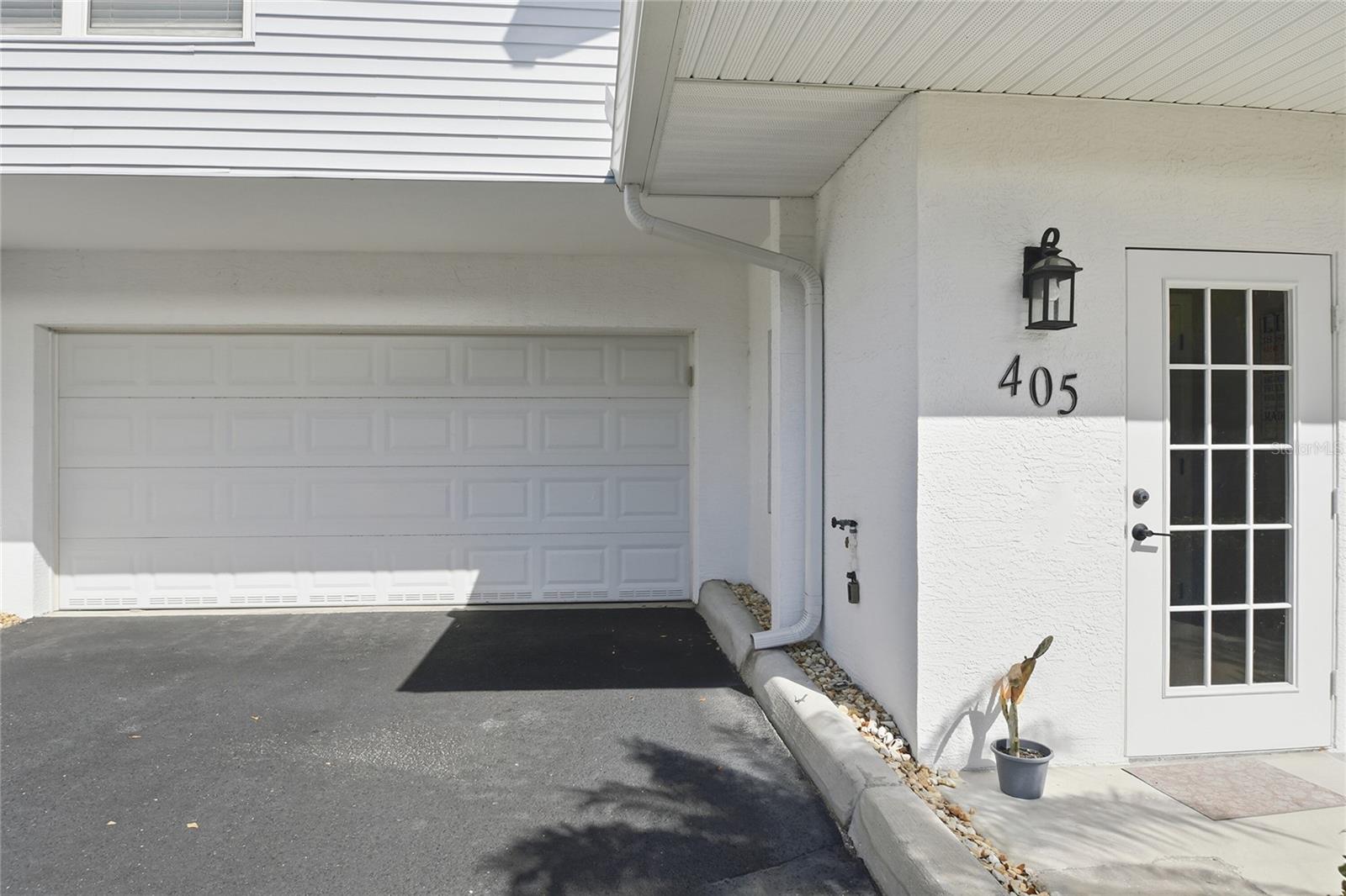 3921 CAPE HAZE DR #405, ROTONDA WEST, FL — photo 2