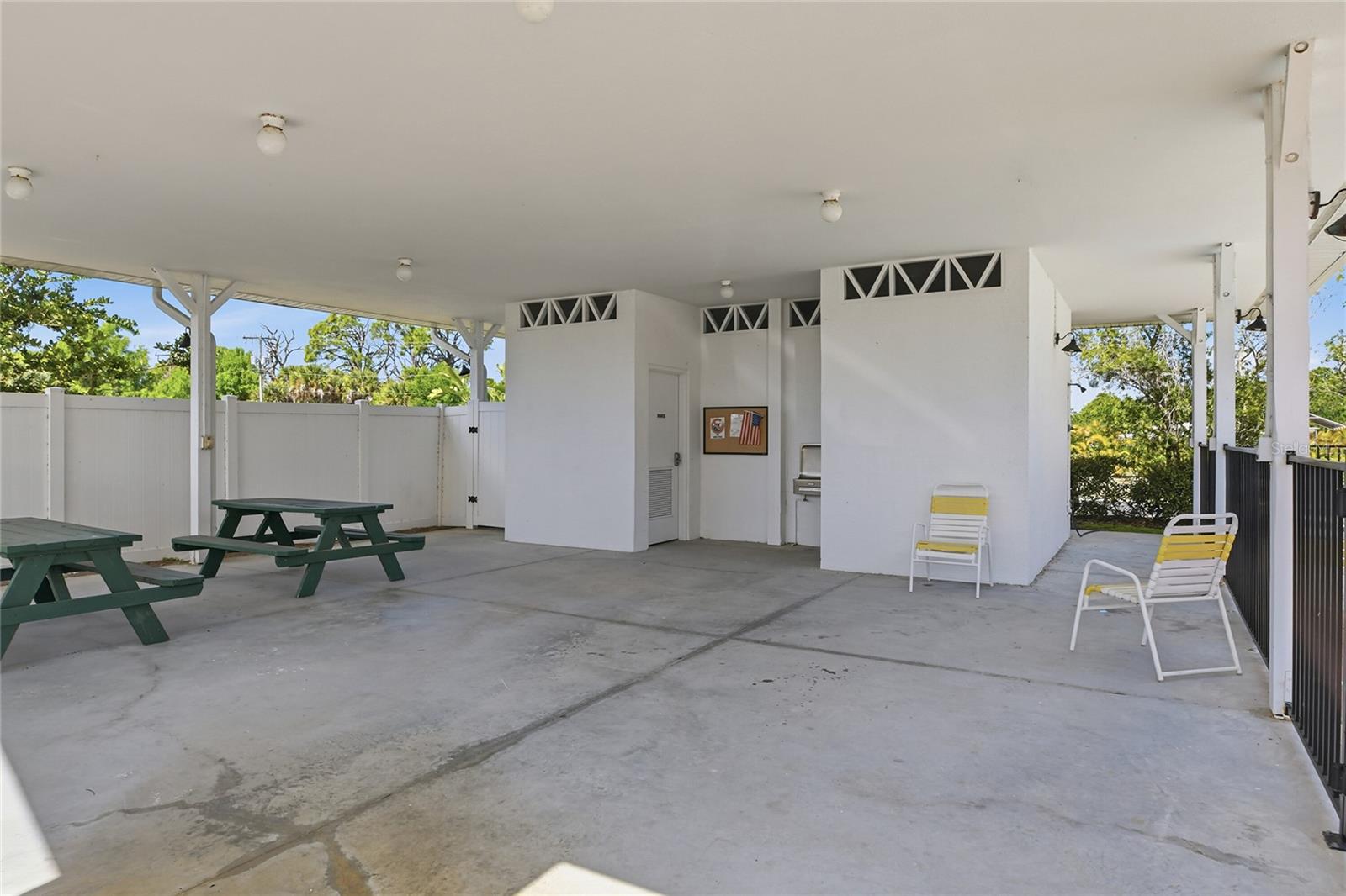3921 CAPE HAZE DR #405, ROTONDA WEST, FL — photo 38
