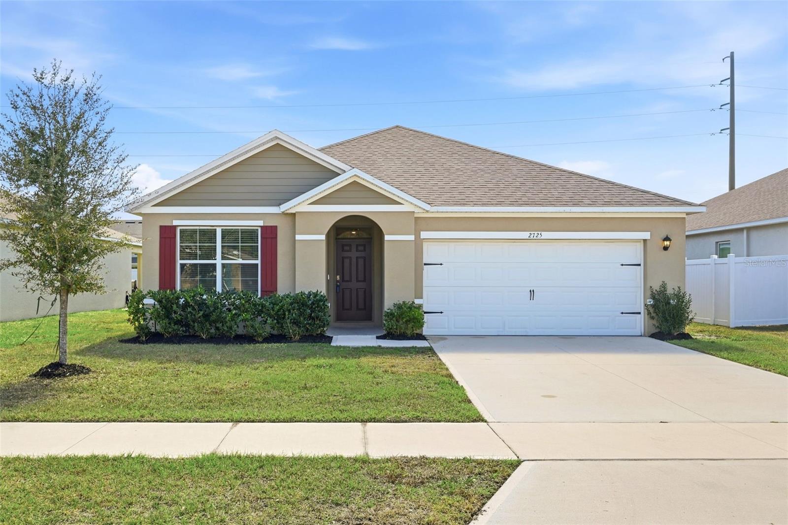 2725 DUMONT LN, TAVARES, FL
