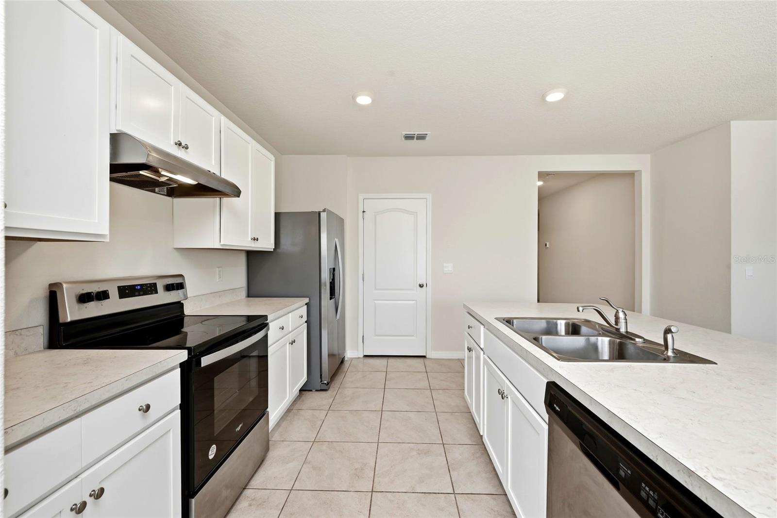 2725 DUMONT LN, TAVARES, FL — photo 38