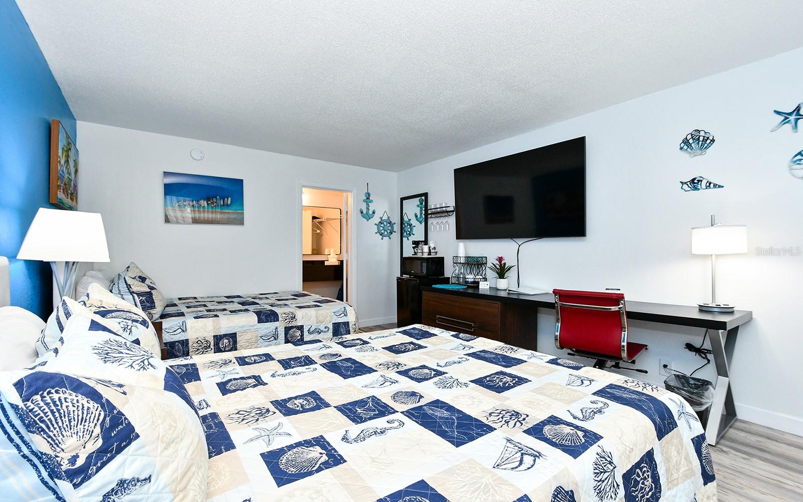7150 N TAMIAMI TRL #S-614, SARASOTA, FL — photo 4