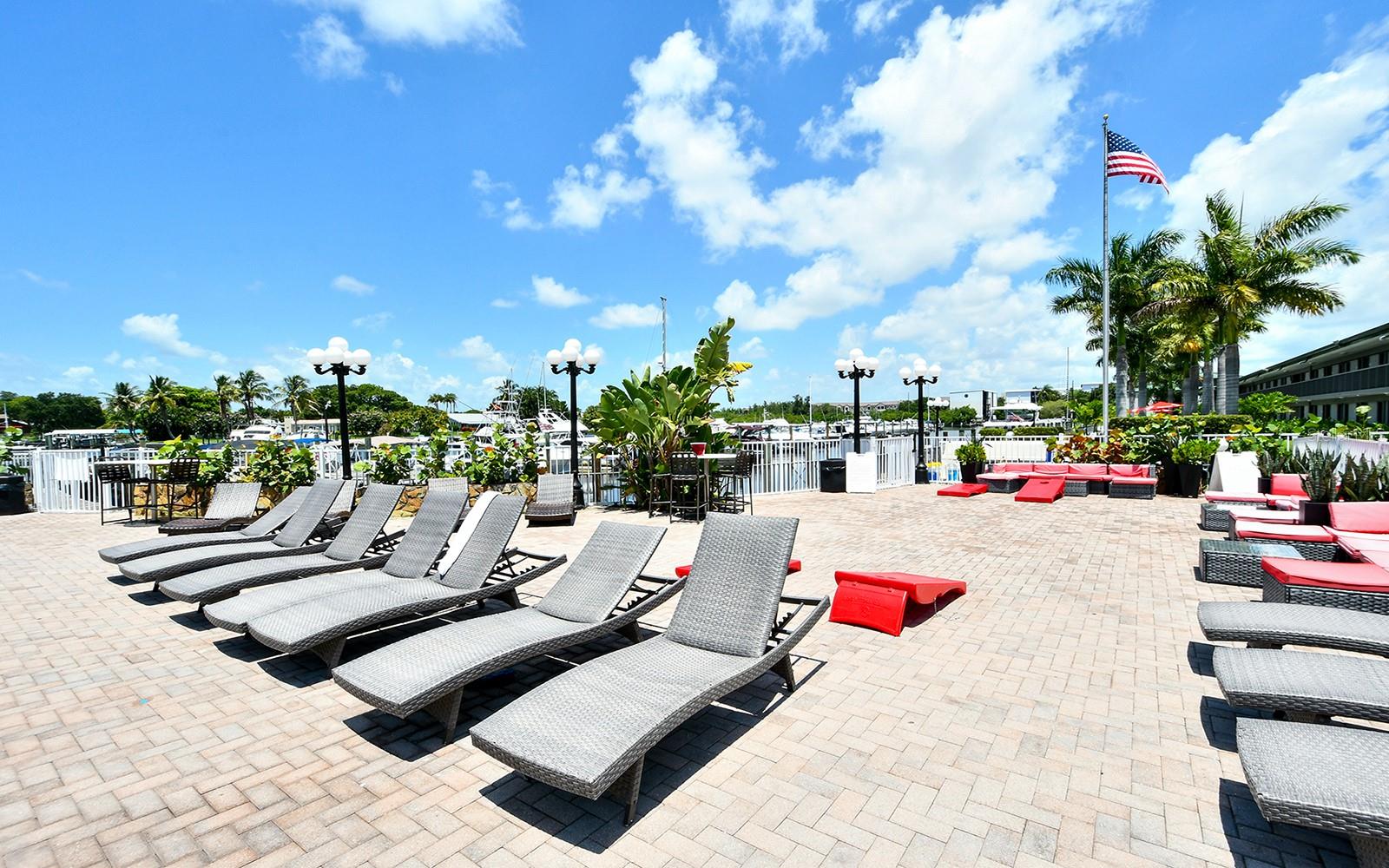 7150 N TAMIAMI TRL #S-614, SARASOTA, FL — photo 16