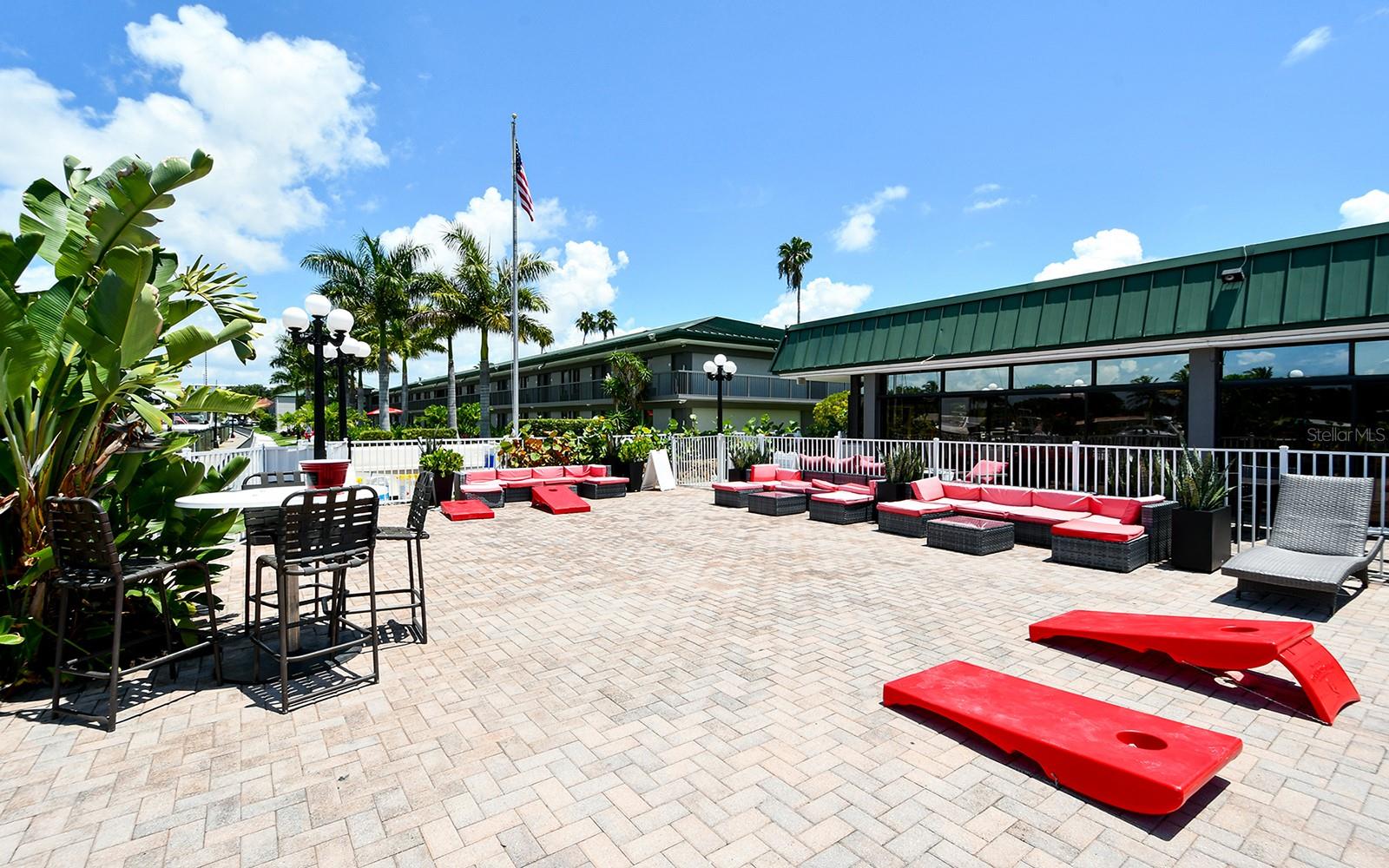 7150 N TAMIAMI TRL #S-614, SARASOTA, FL — photo 17