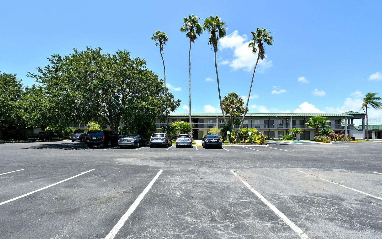 7150 N TAMIAMI TRL #S-614, SARASOTA, FL — photo 22