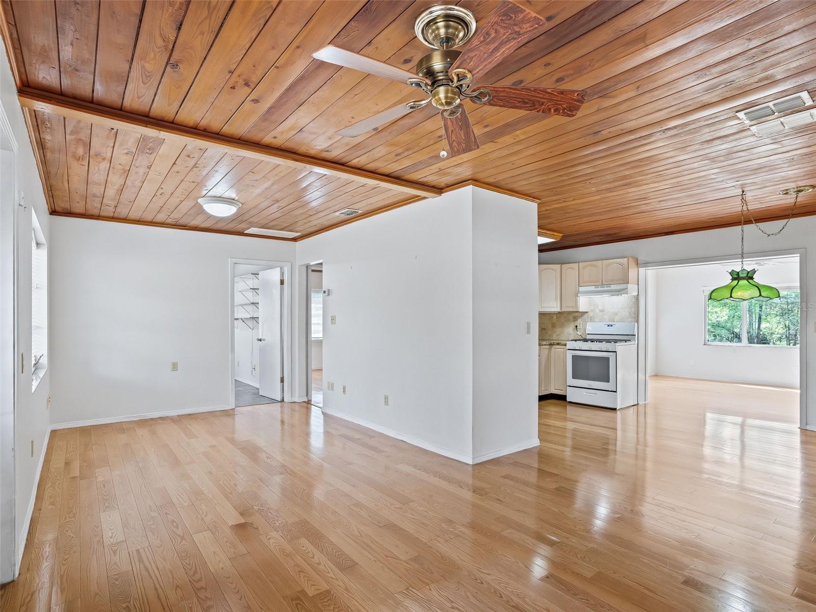 8701 CR 647 S, BUSHNELL, FL — photo 5