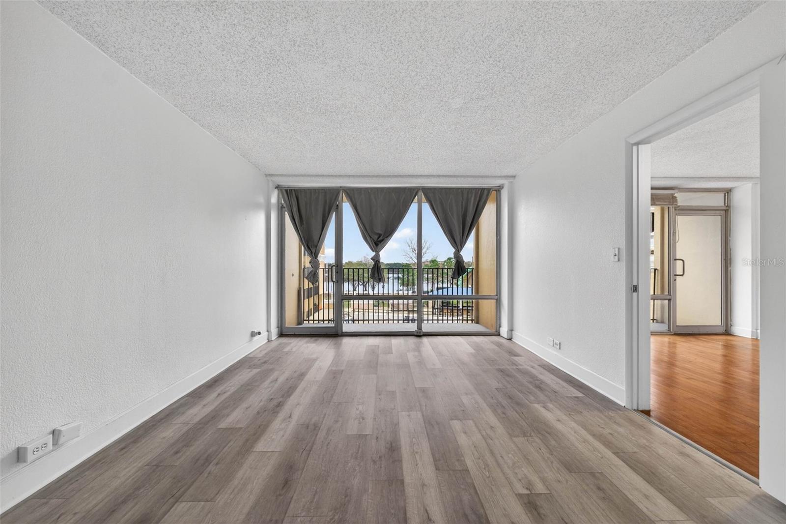 151 E WASHINGTON ST #408, ORLANDO, FL — photo 30