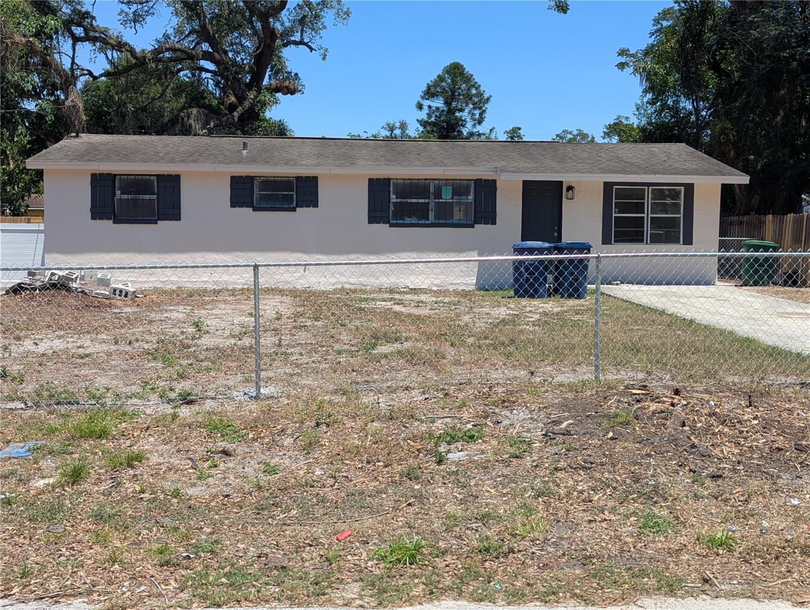 8209 N 18TH ST, TAMPA, FL