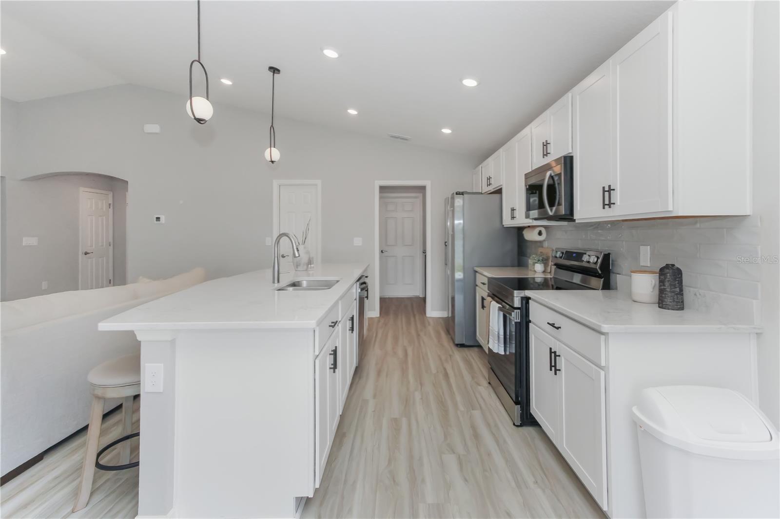 35598 BELLINGTON BLVD, ZEPHYRHILLS, FL — photo 13