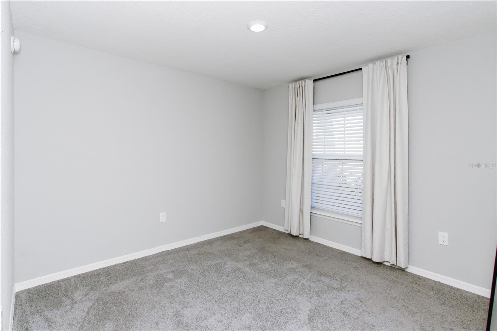 35598 BELLINGTON BLVD, ZEPHYRHILLS, FL — photo 21