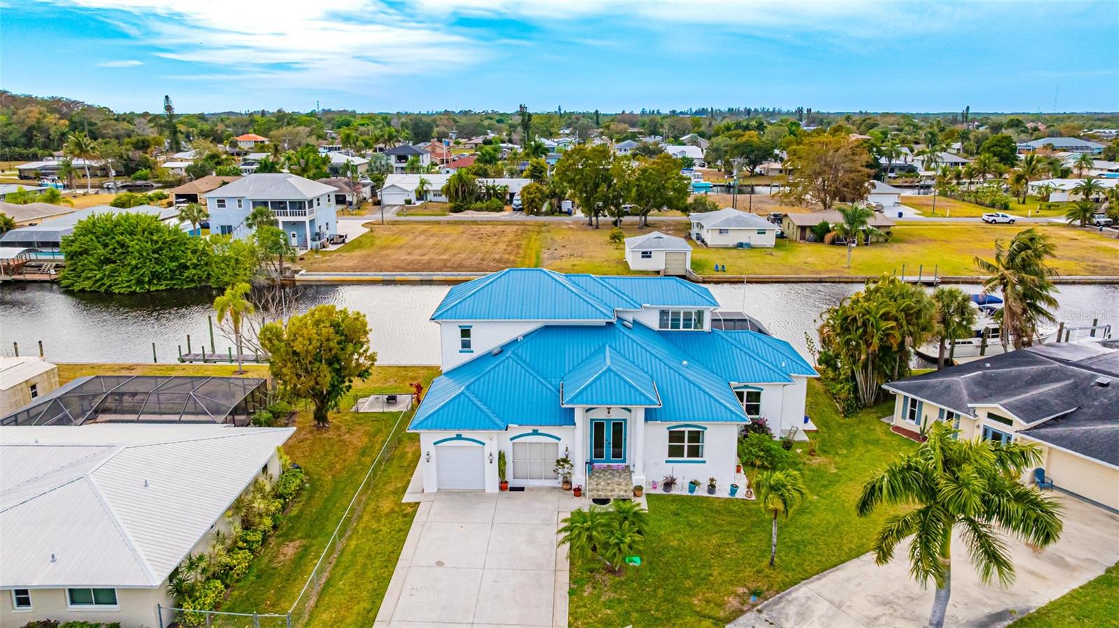 2107 SAINT CROIX AVE, FORT MYERS, FL