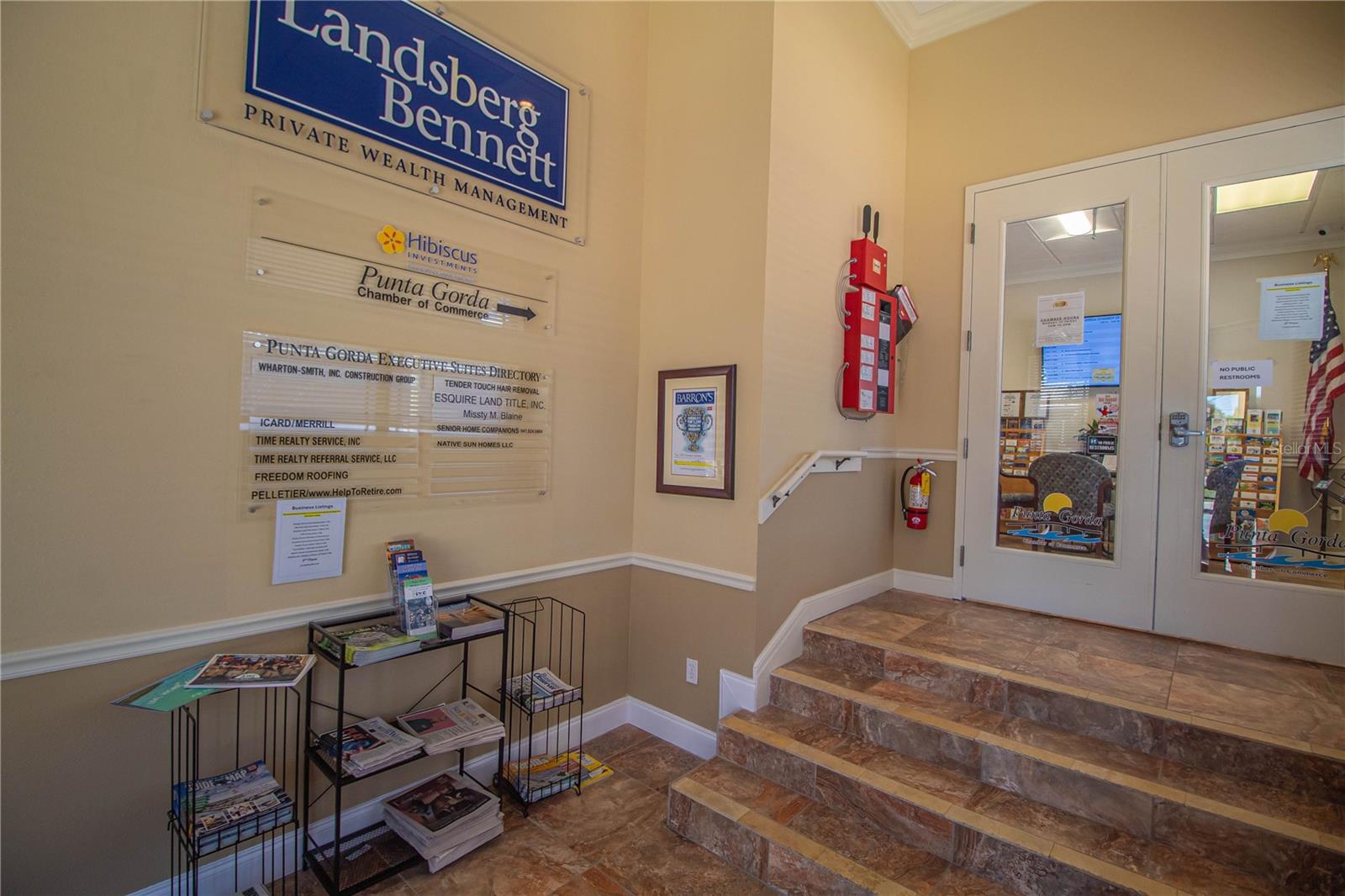 252 W MARION AVE #113 & 115, PUNTA GORDA, FL — photo 2