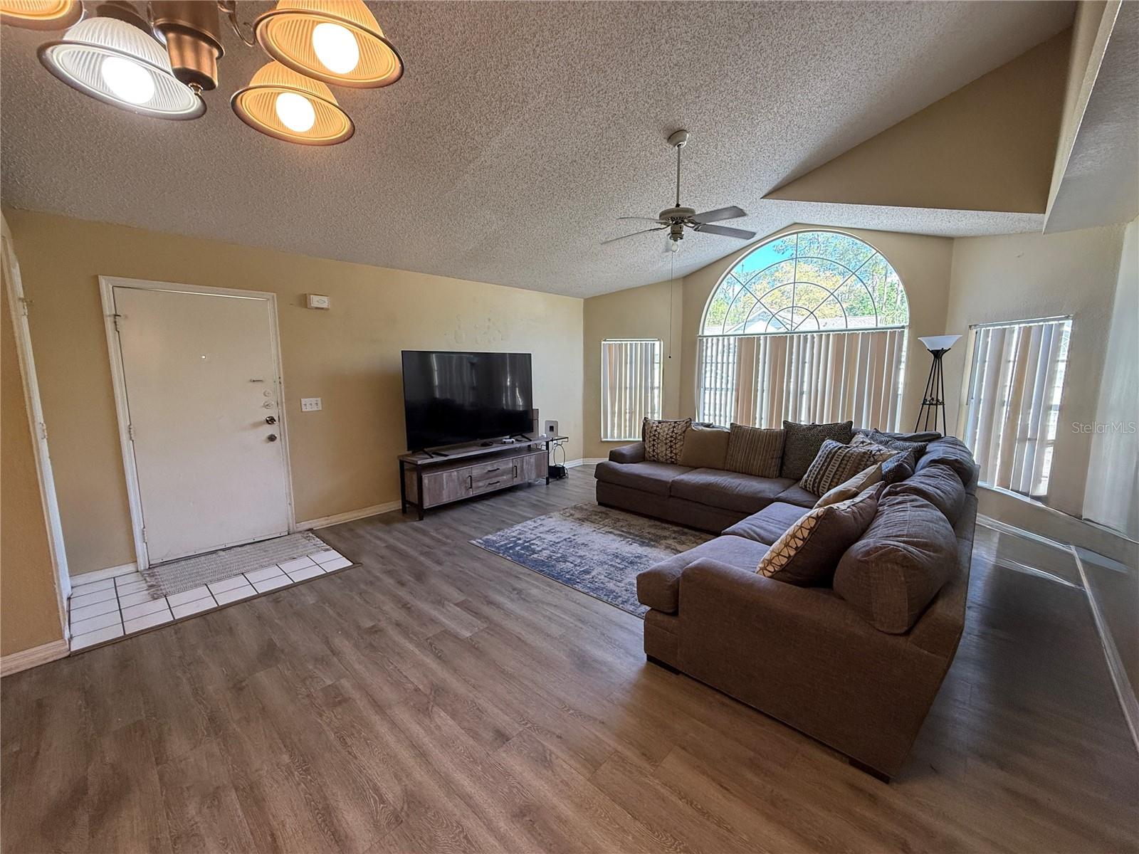 2006 ROYAL BAY BLVD #126, KISSIMMEE, FL — photo 3