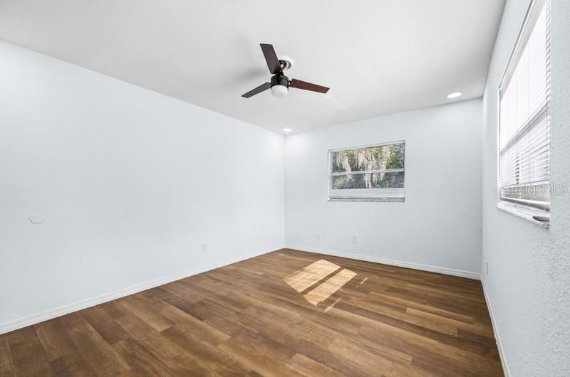 1132 AUBURN ST, CLEARWATER, FL — photo 11
