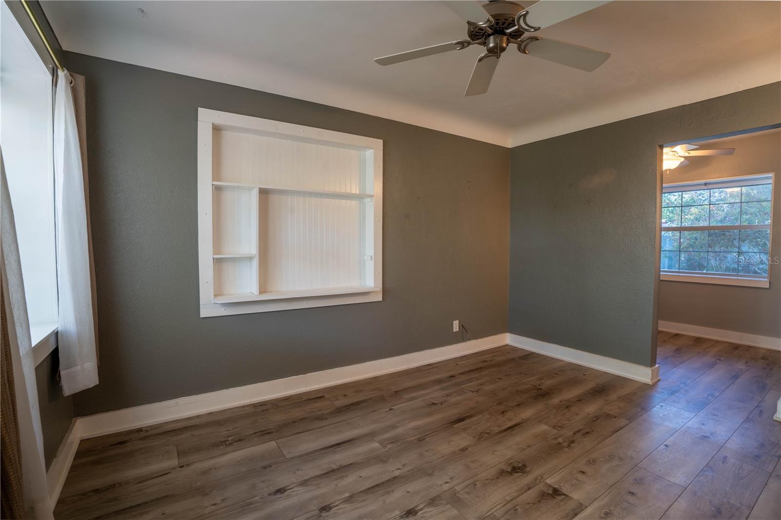 2567 CENTRAL AVE, CLEARWATER, FL — photo 10