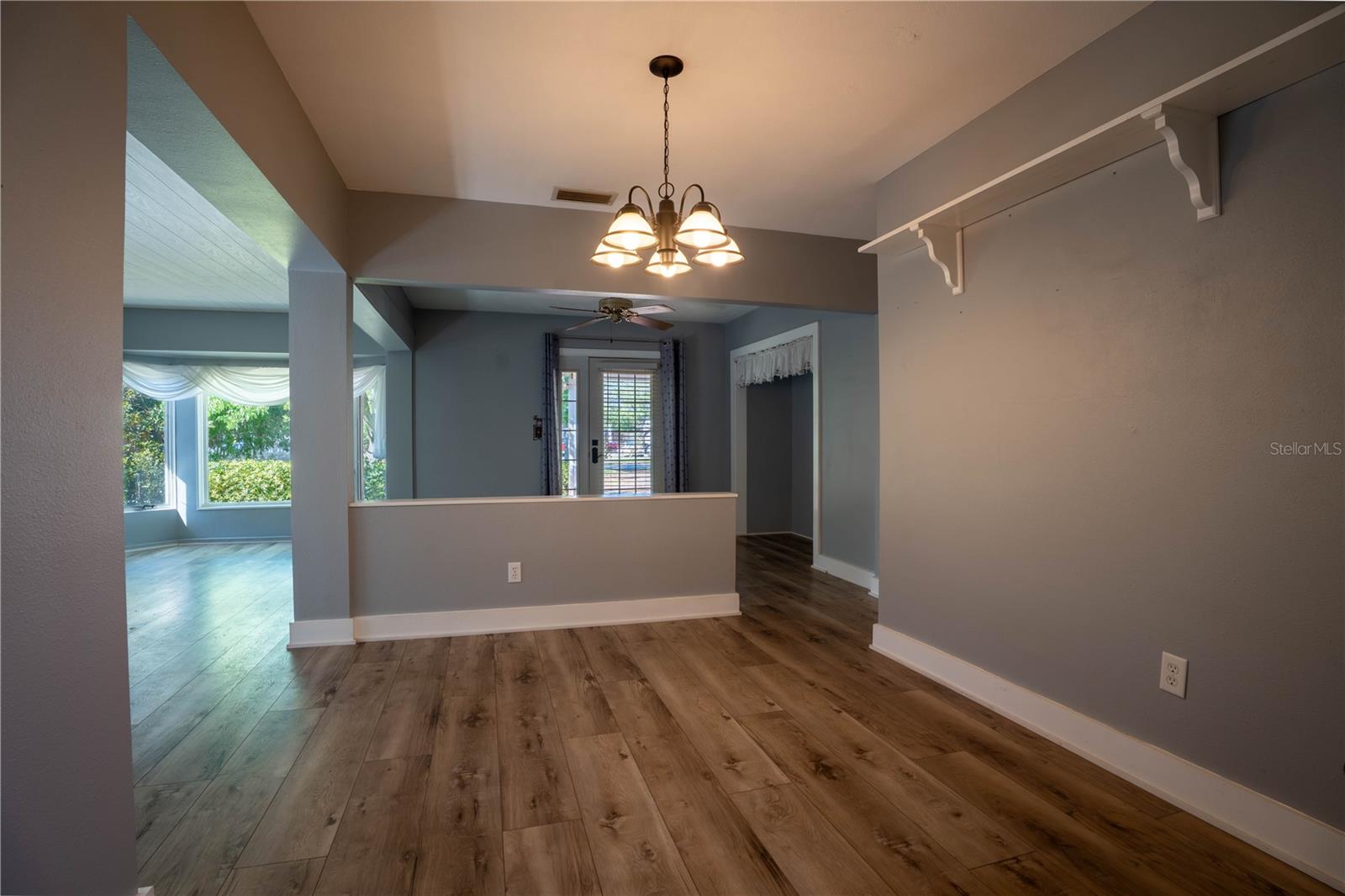 2567 CENTRAL AVE, CLEARWATER, FL — photo 15