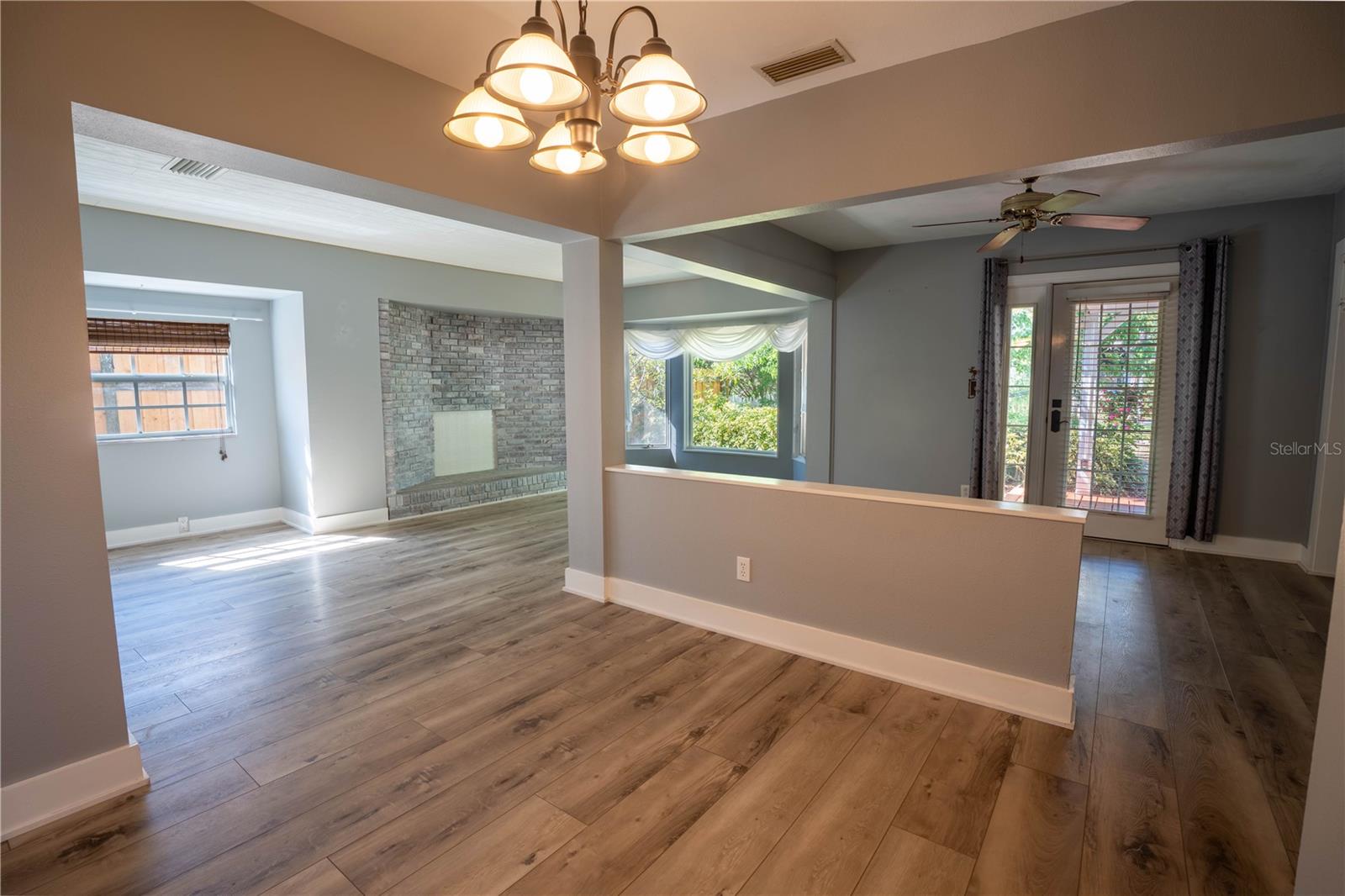 2567 CENTRAL AVE, CLEARWATER, FL — photo 16