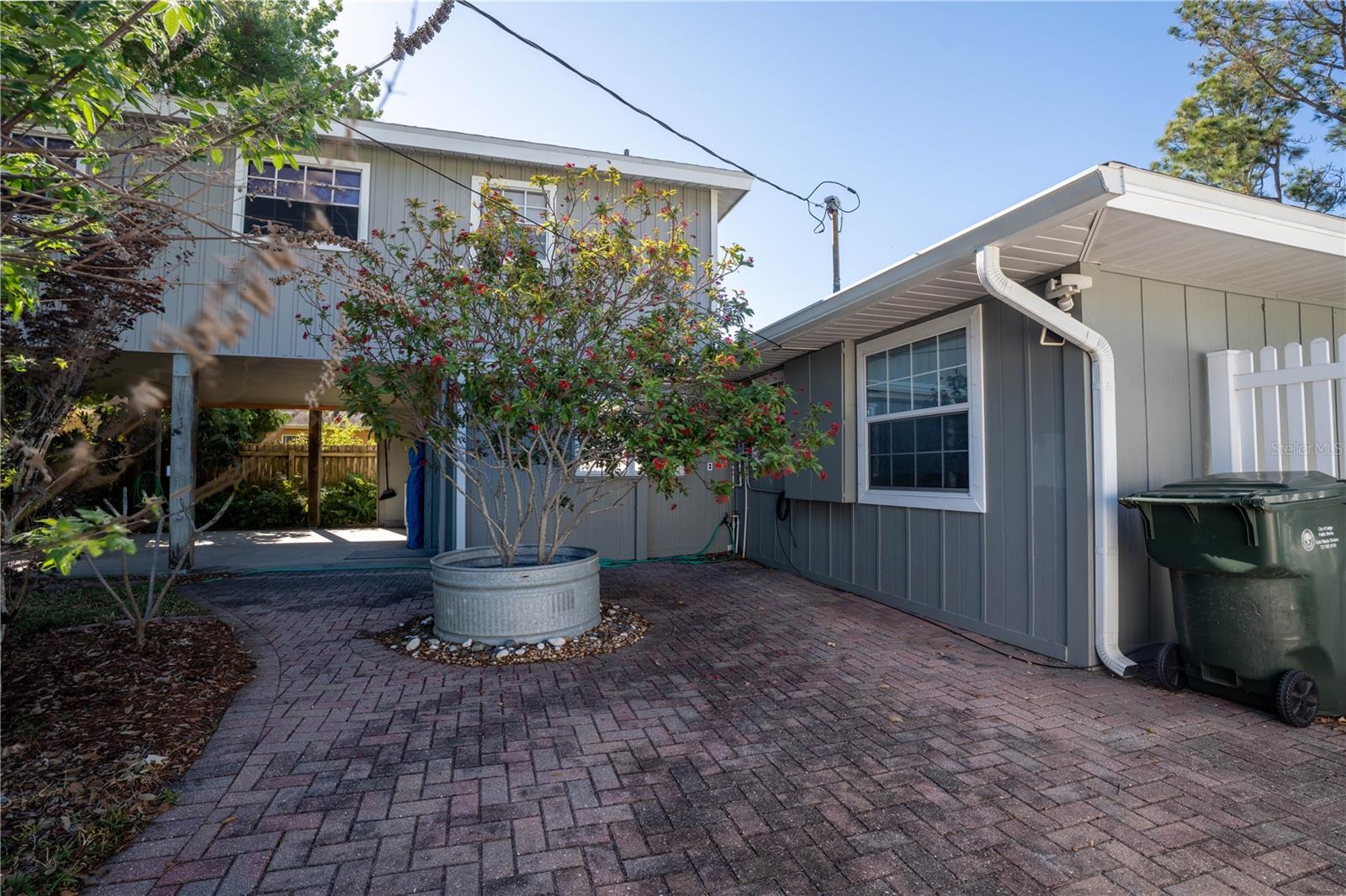 2567 CENTRAL AVE, CLEARWATER, FL — photo 31
