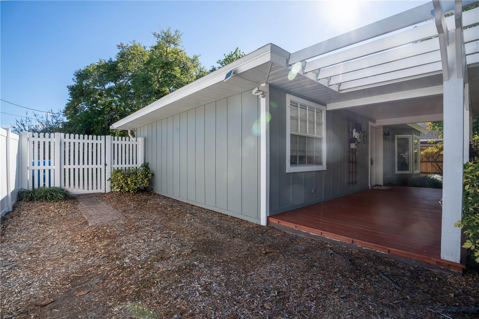 2567 CENTRAL AVE, CLEARWATER, FL — photo 33