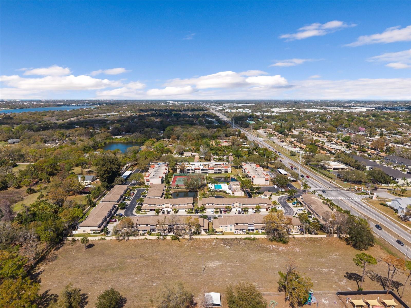 9530 STARKEY RD, SEMINOLE, FL — photo 12