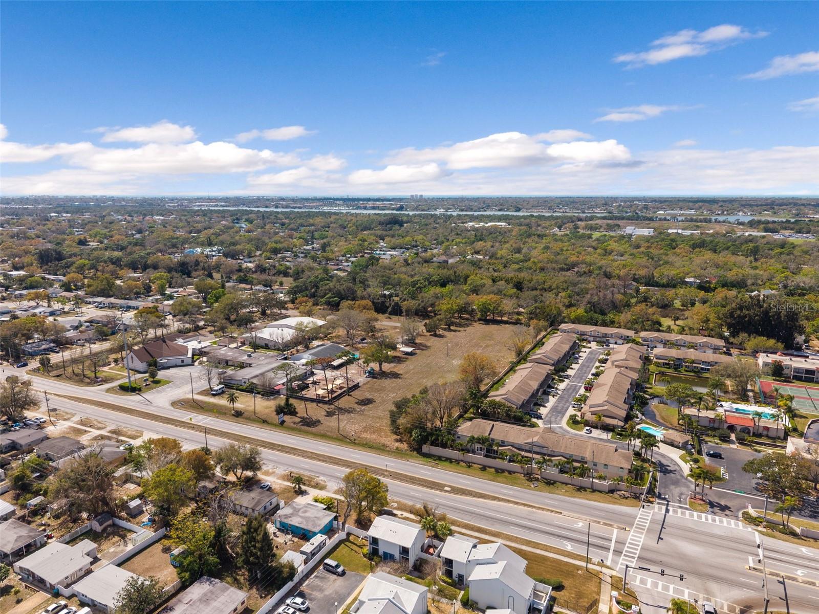 9530 STARKEY RD, SEMINOLE, FL — photo 16