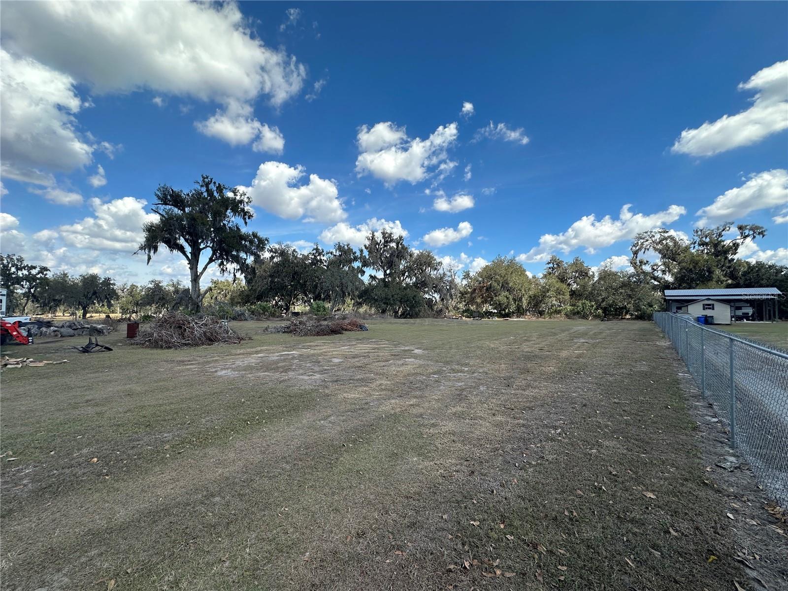 9988 BRYANT RD, LITHIA, FL — photo 2