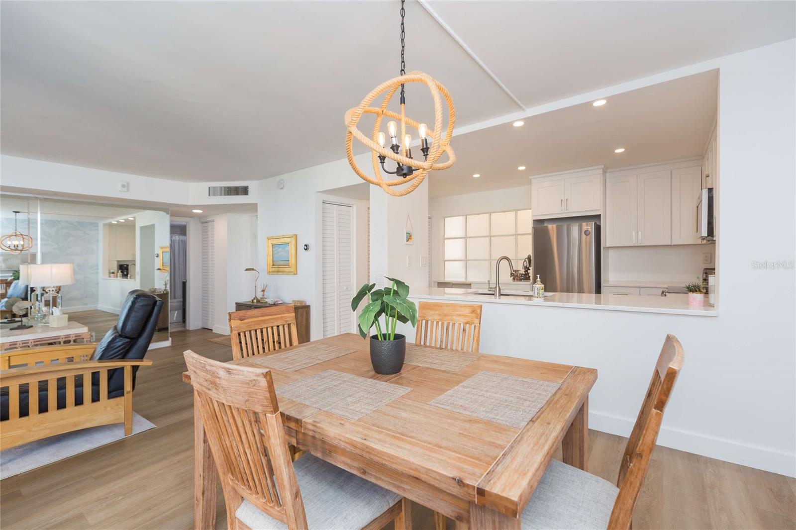 5633 PUERTA DEL SOL BLVD S #204, ST PETERSBURG, FL — photo 10