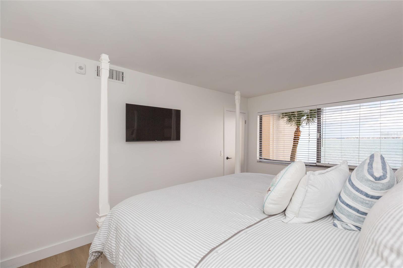 5633 PUERTA DEL SOL BLVD S #204, ST PETERSBURG, FL — photo 21