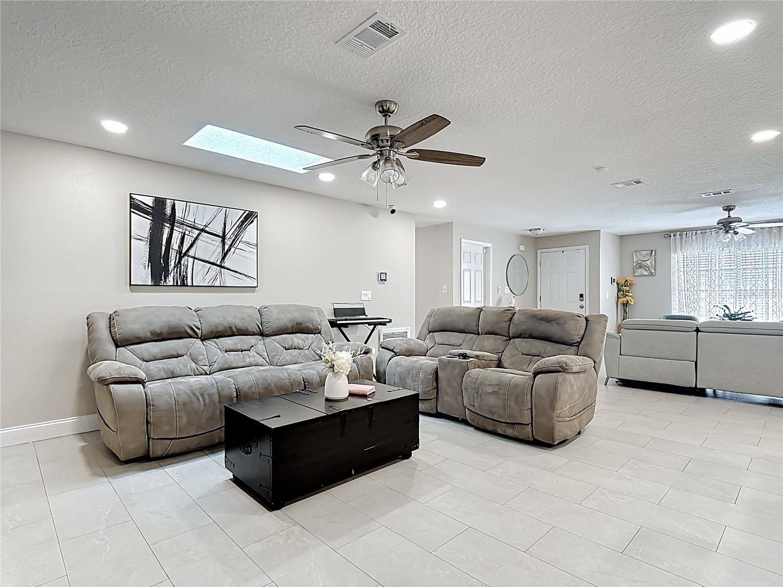 2661 AMES HAVEN RD, KISSIMMEE, FL — photo 13