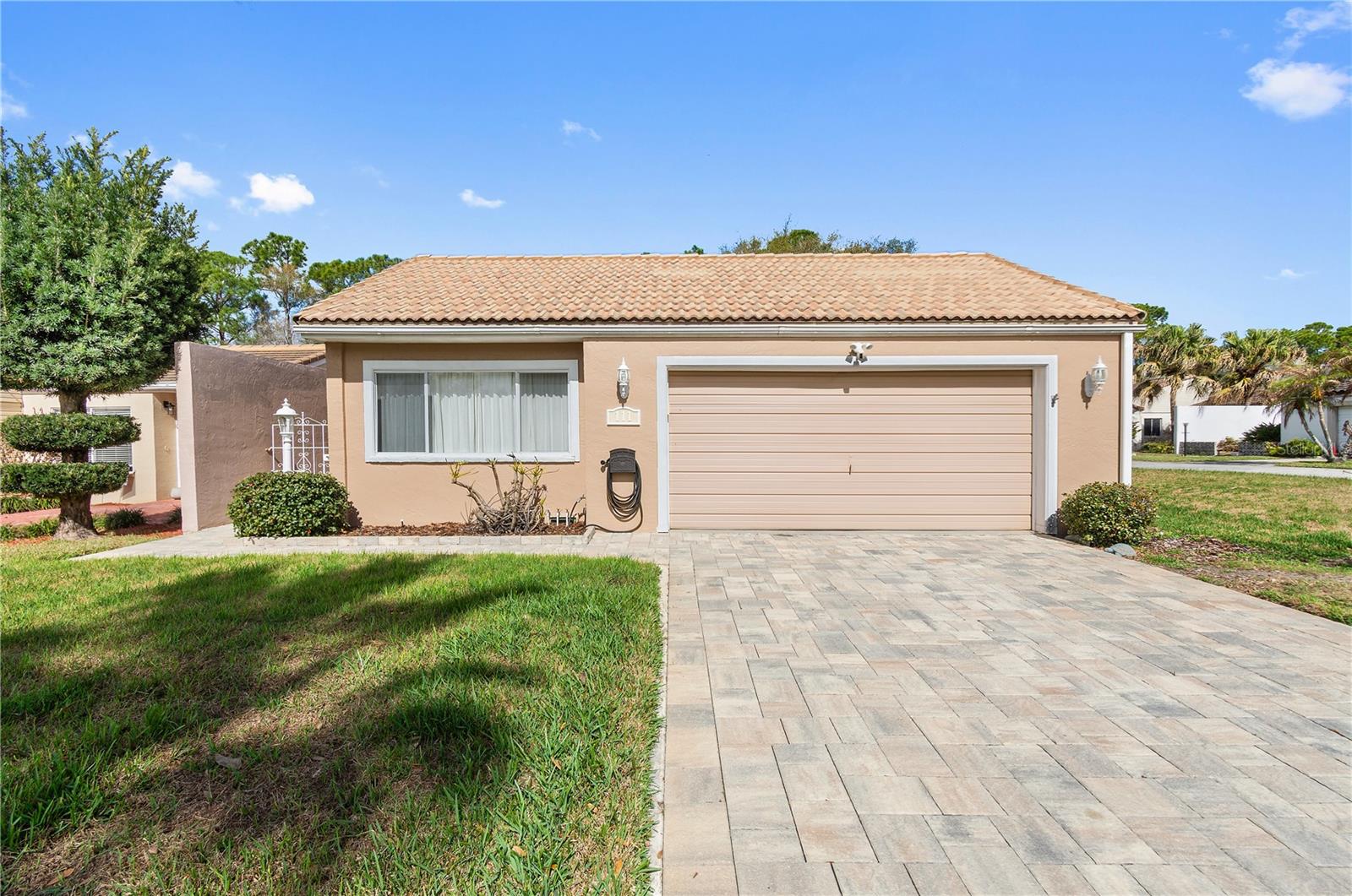 111 LAS FLORES, WINTER HAVEN, FL