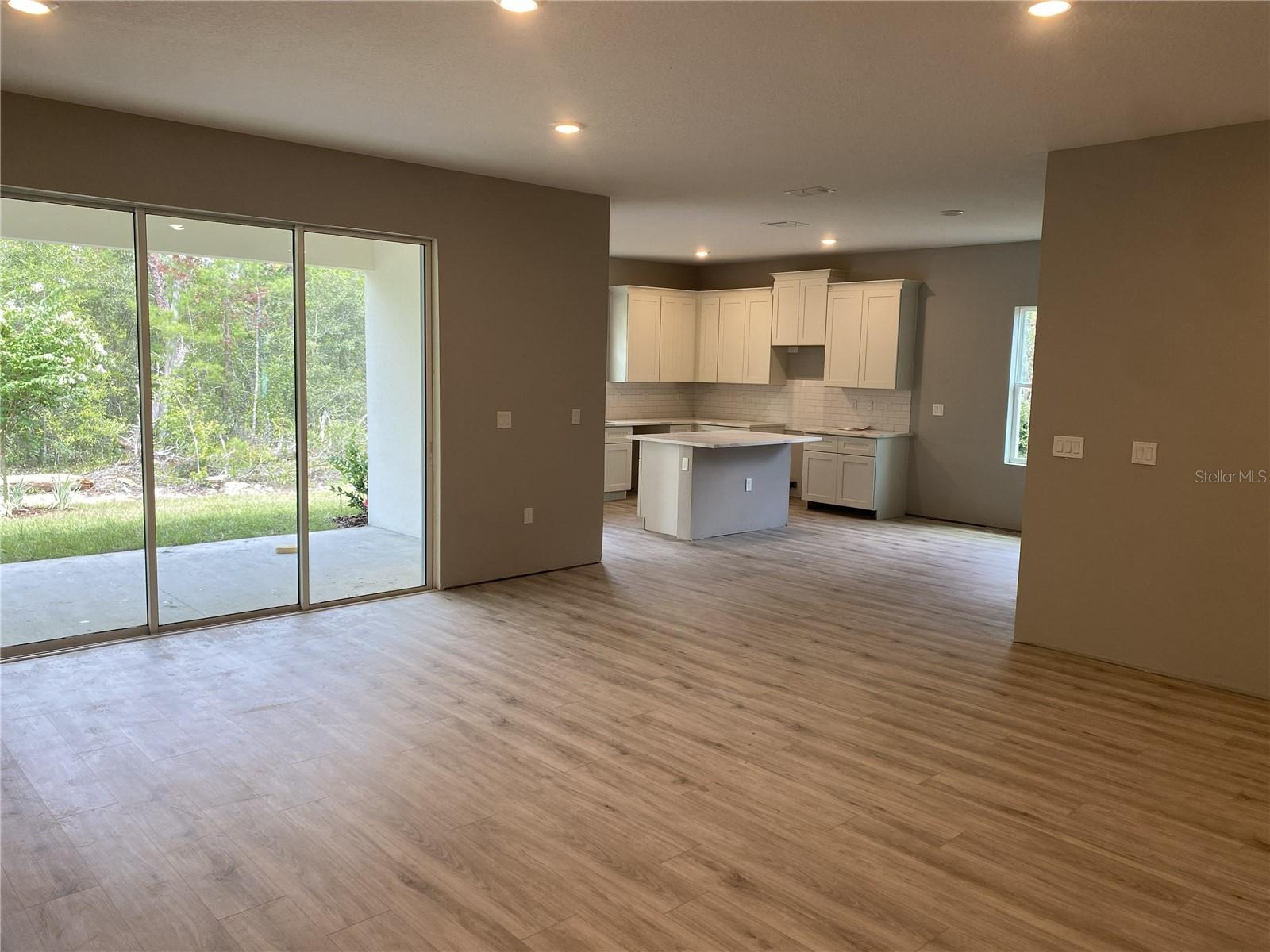 8362 NIGHTINGALE RD, SPRING HILL, FL — photo 4