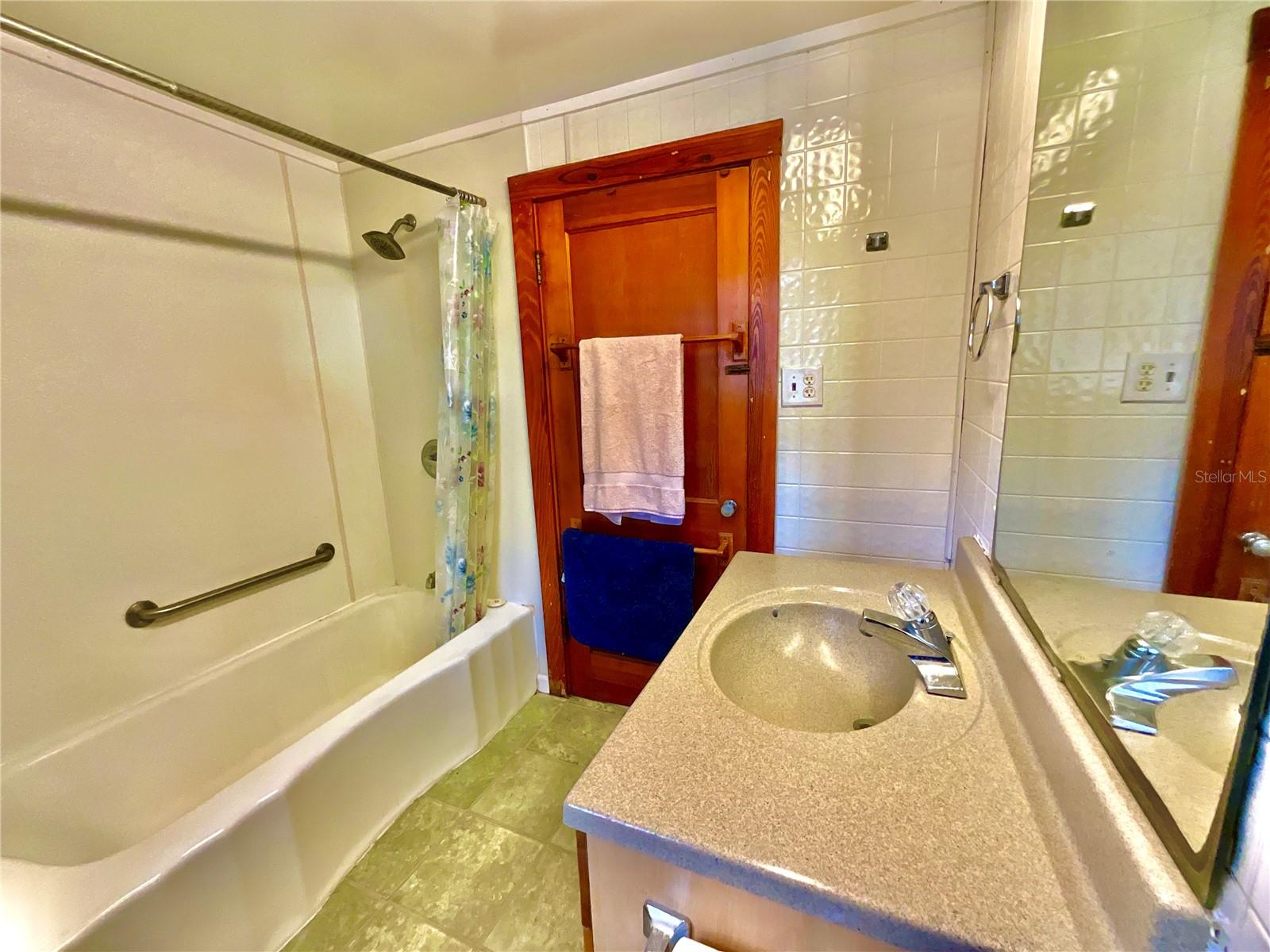 106 E SUNNYSIDE BEACH RD, HAWTHORNE, FL — photo 24