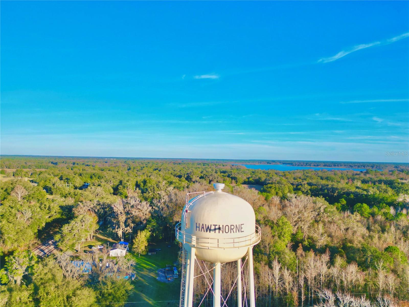 106 E SUNNYSIDE BEACH RD, HAWTHORNE, FL — photo 29