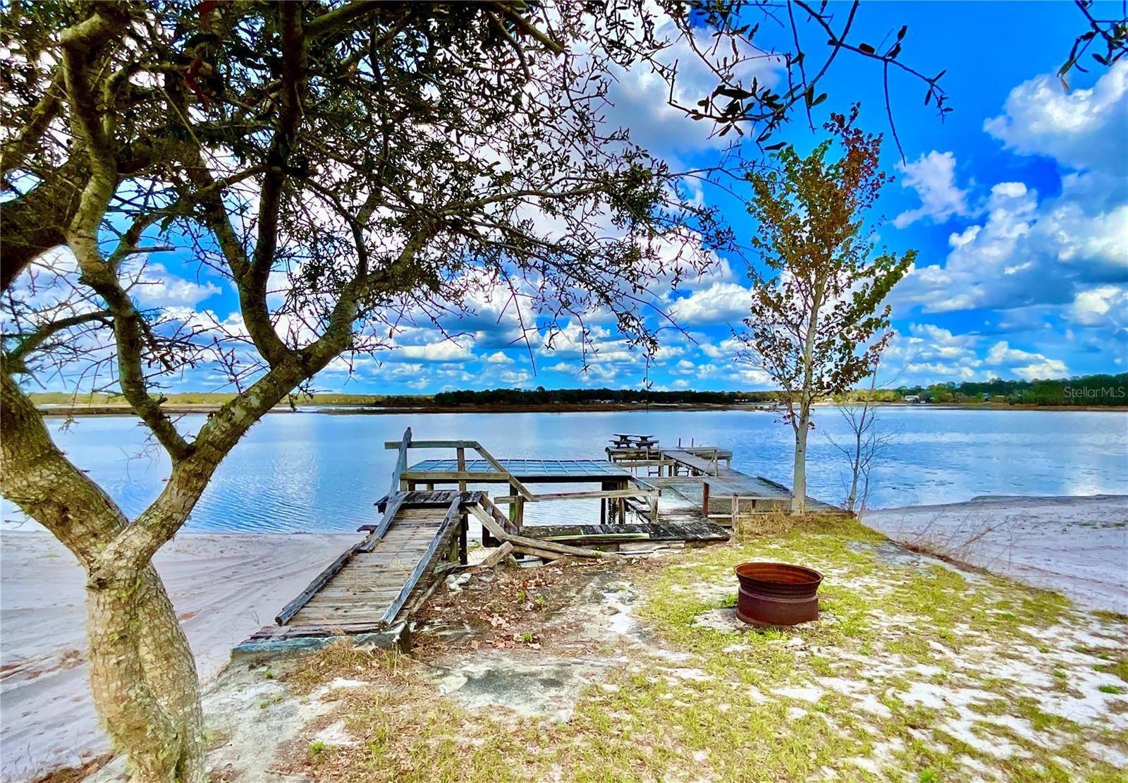 106 E SUNNYSIDE BEACH RD, HAWTHORNE, FL — photo 31