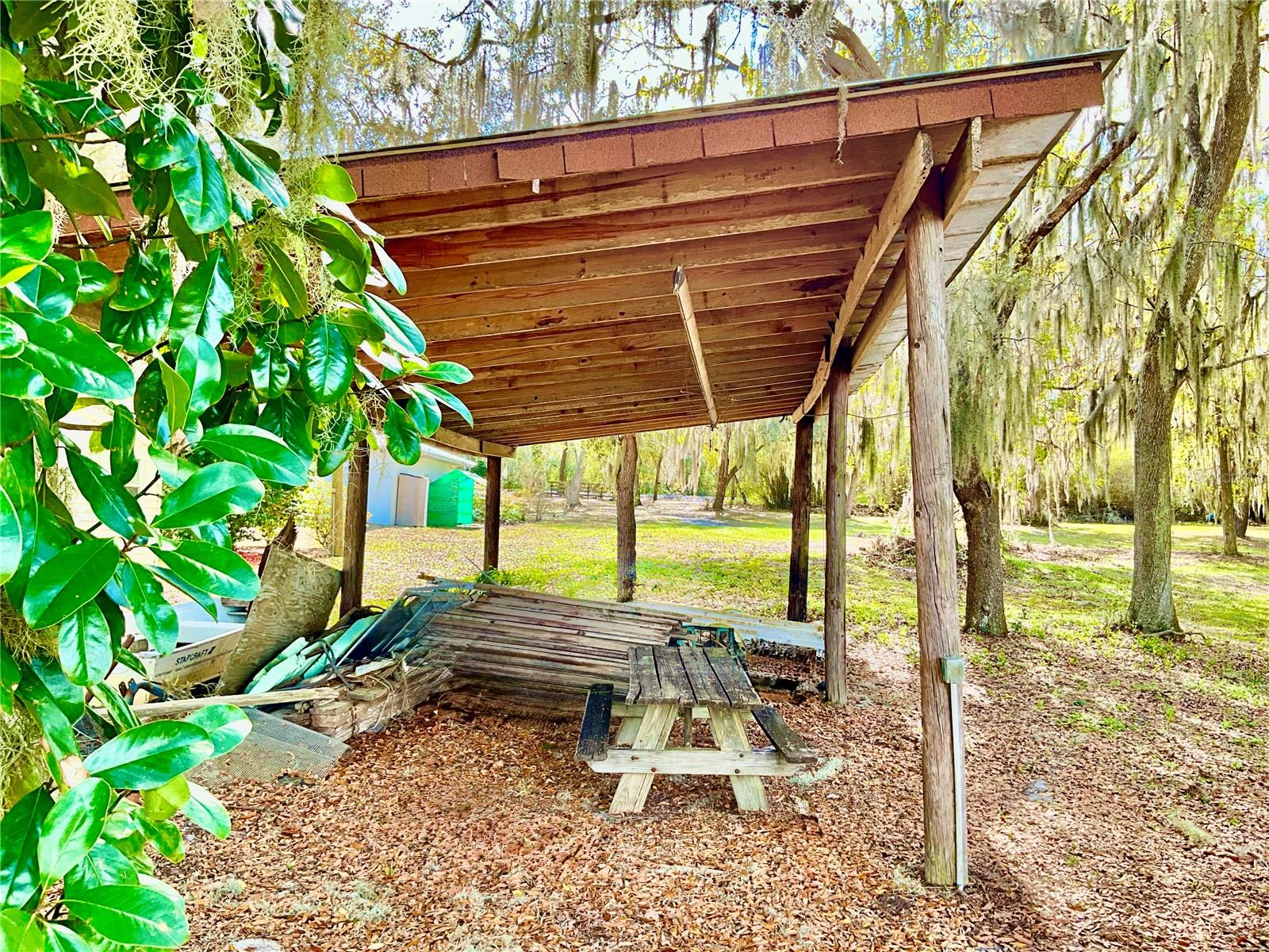 106 E SUNNYSIDE BEACH RD, HAWTHORNE, FL — photo 40