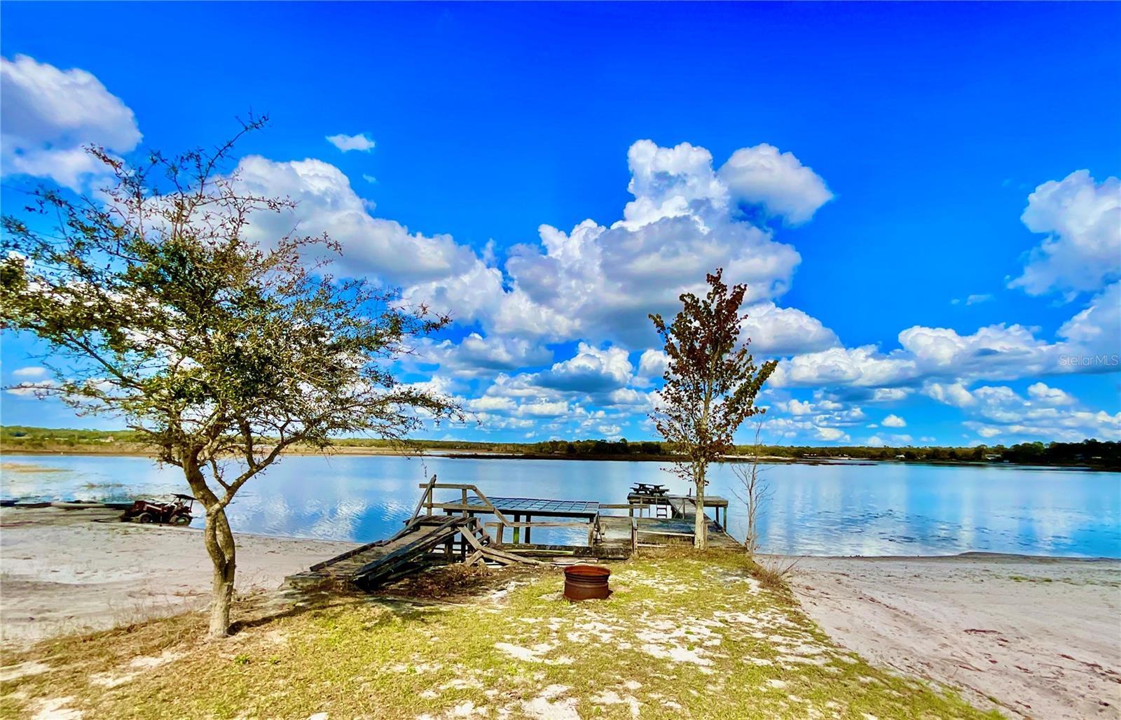 106 E SUNNYSIDE BEACH RD, HAWTHORNE, FL — photo 47