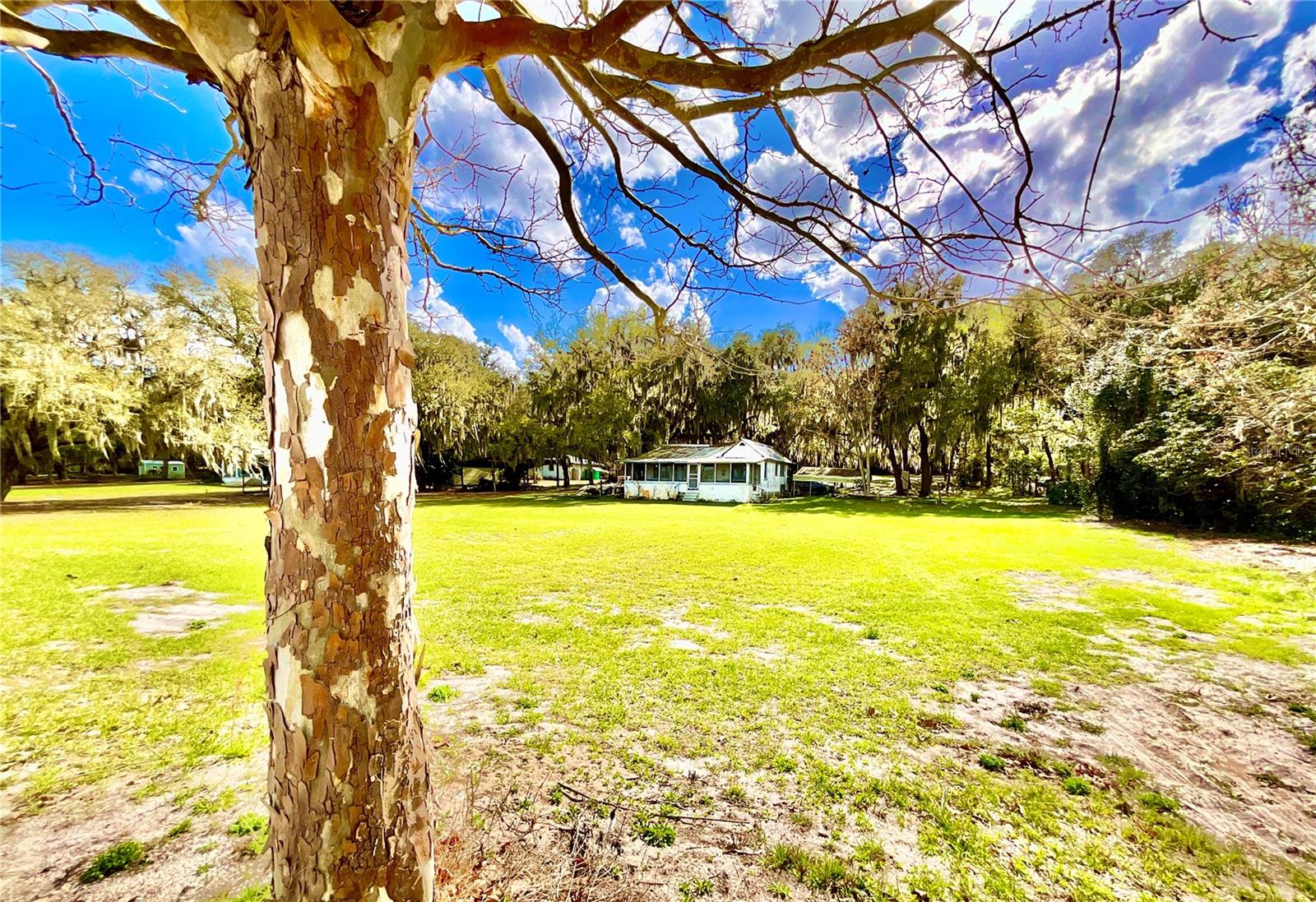 106 E SUNNYSIDE BEACH RD, HAWTHORNE, FL — photo 52