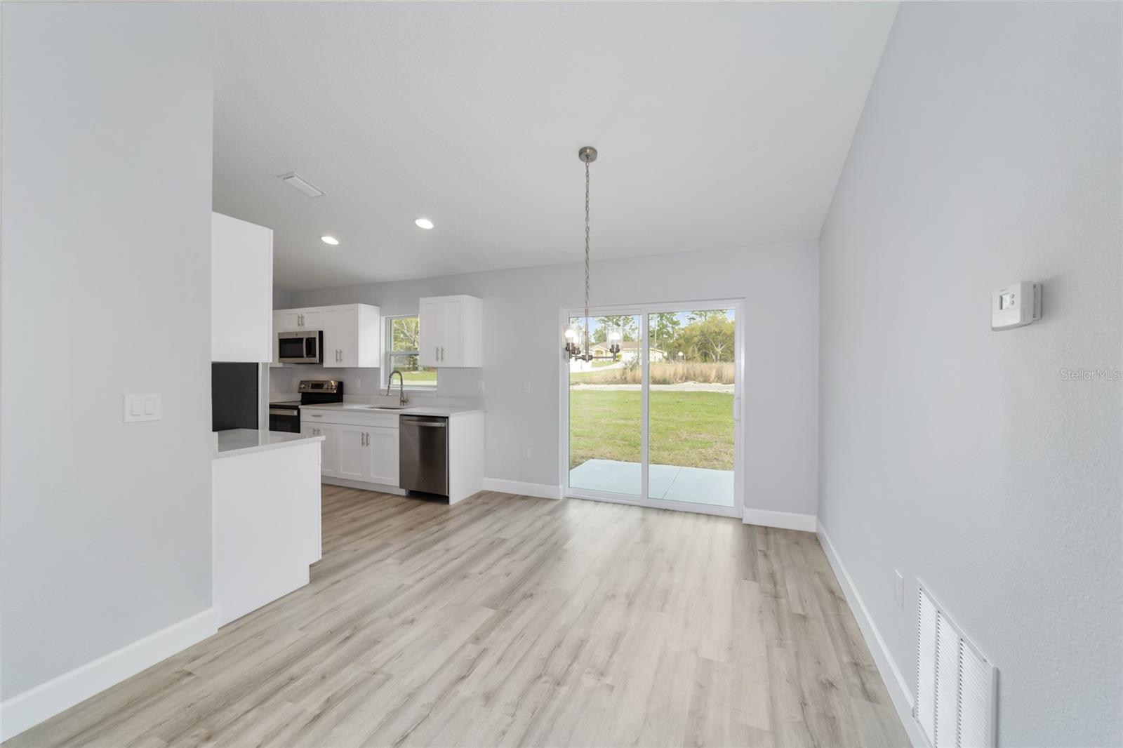24743 NW HIGHVIEW AVE, DUNNELLON, FL — photo 10
