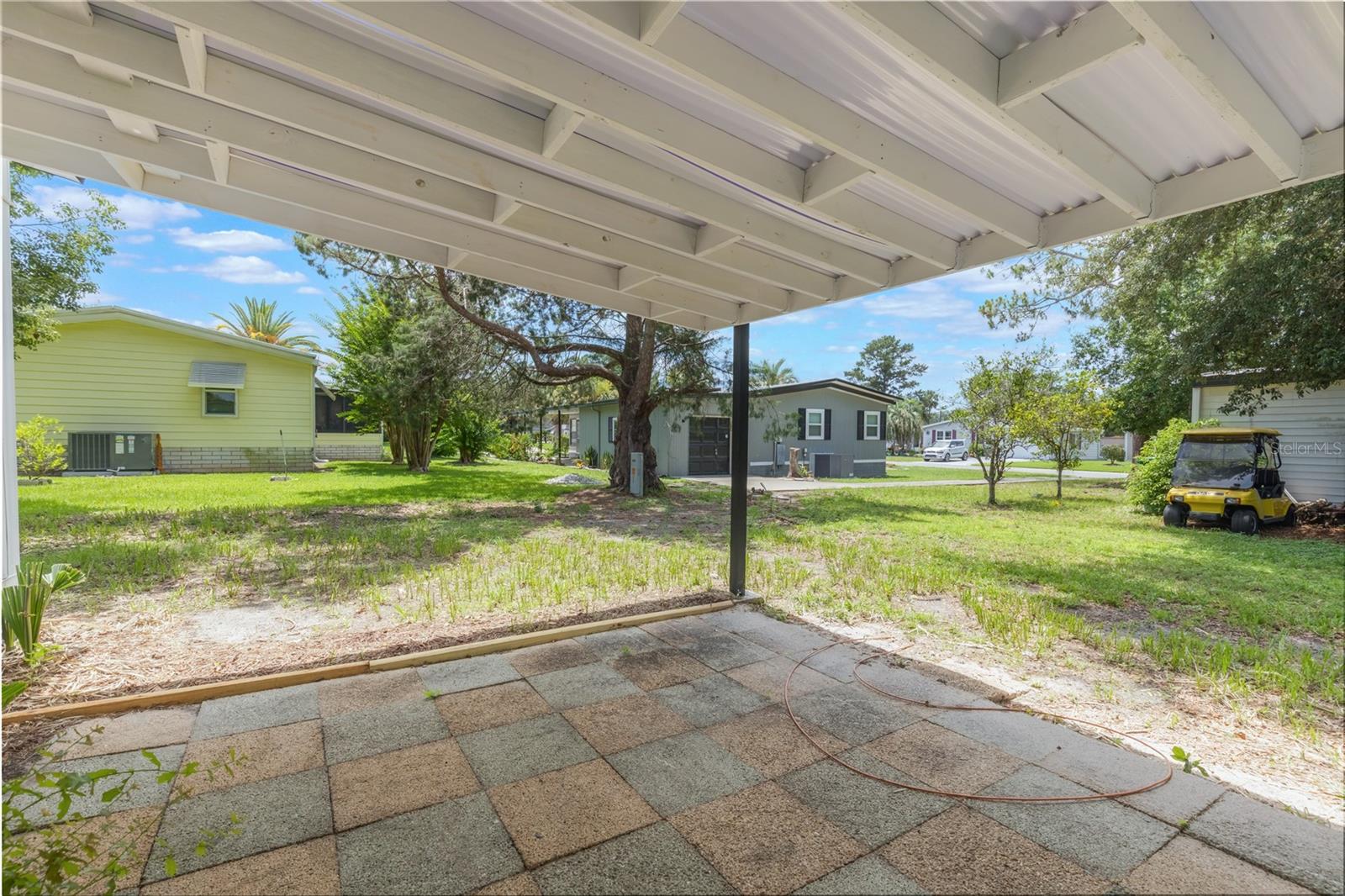 814 ROSEAPPLE AVE, LADY LAKE, FL — photo 38