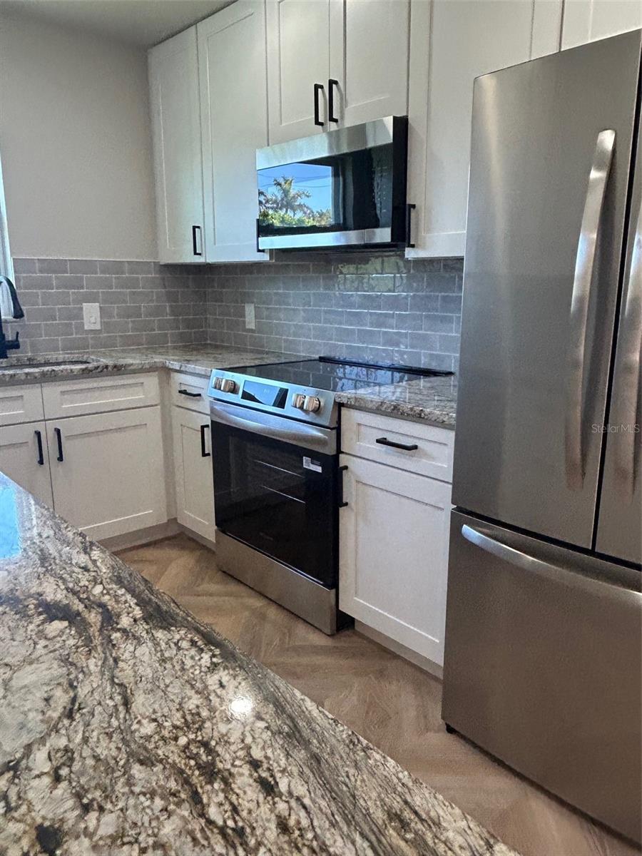 428 62ND ST, HOLMES BEACH, FL — photo 4