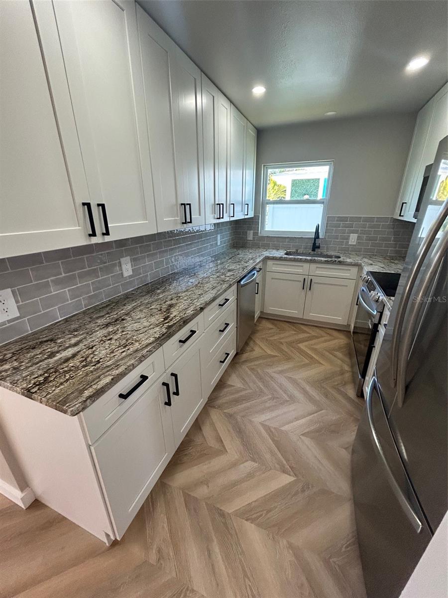 428 62ND ST, HOLMES BEACH, FL — photo 5